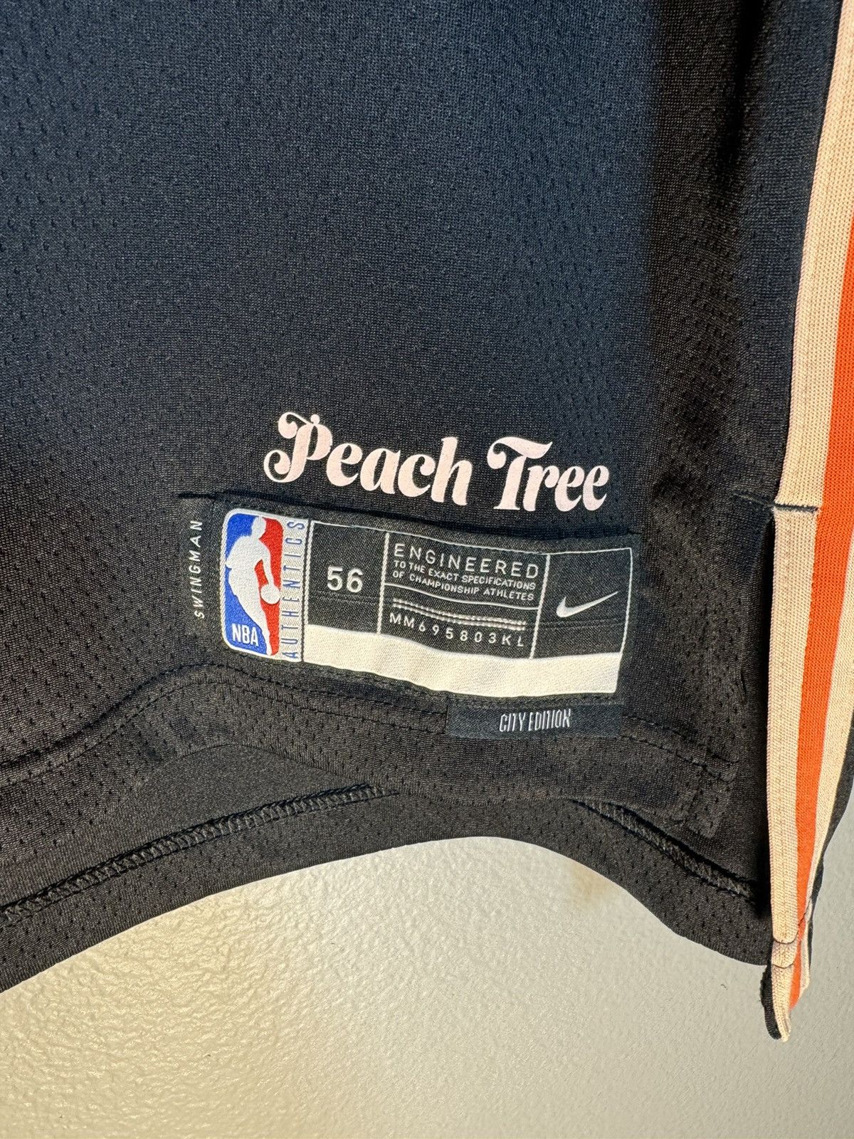 NBA × Nike 🍑NIKE WINGMAN TREY YOUNG🍑 Size US XXL / EU 58 / 5 - 4 Thumbnail
