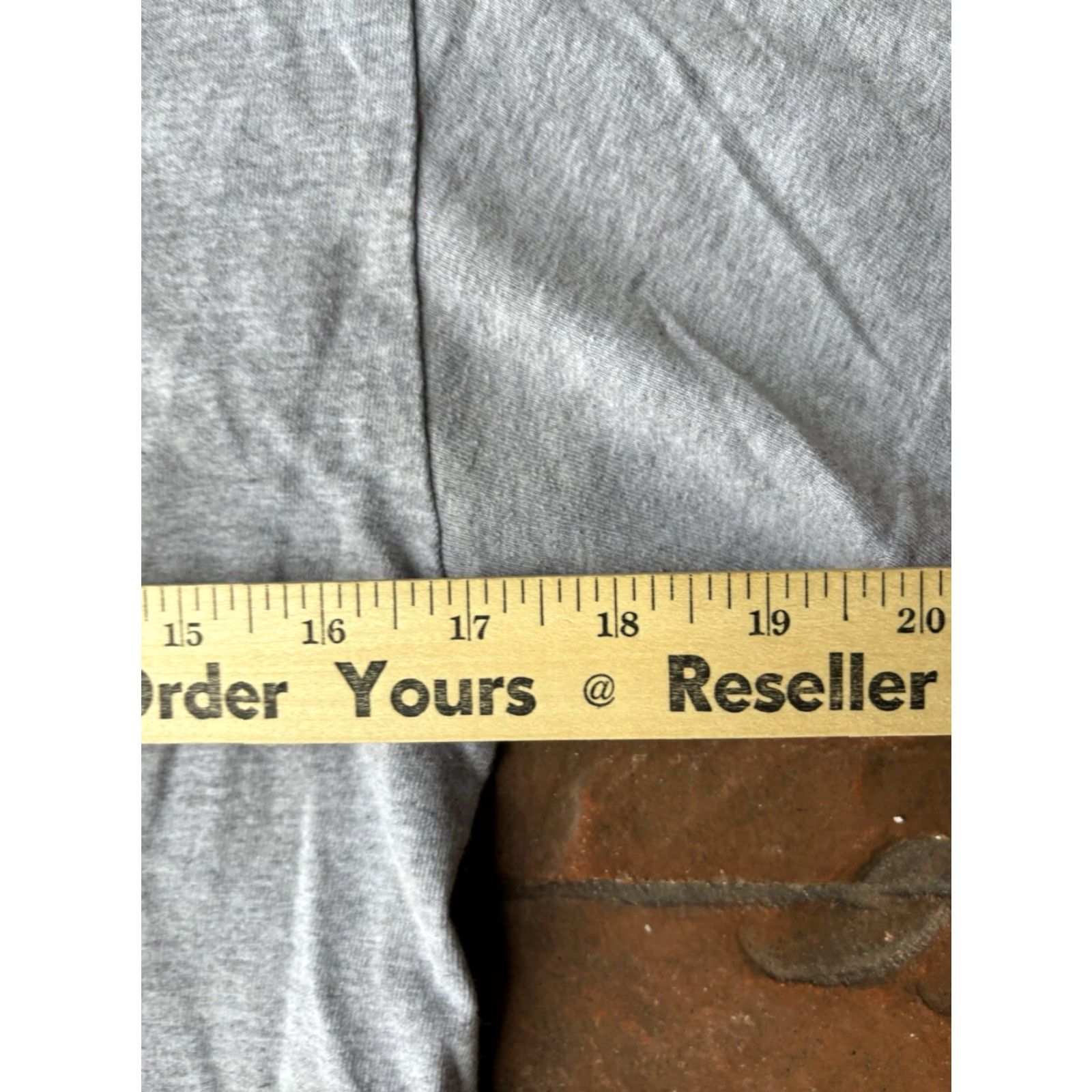 Vintage VINTAGE Y2K iPod Man and Dog 2005 T Shirt Small Gray Cotton Crew Neck Men Graphic Print Jersey Short Sleeve Tennessee River Size US S / EU 44-46 / 1 - 5 Thumbnail