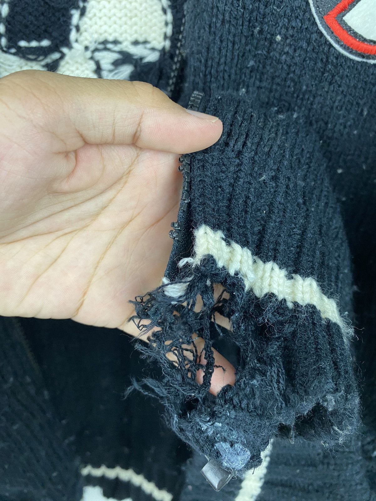 If Six Was Nine The Evil Skull Knitwear Size US M / EU 48-50 / 2 - 7 Thumbnail