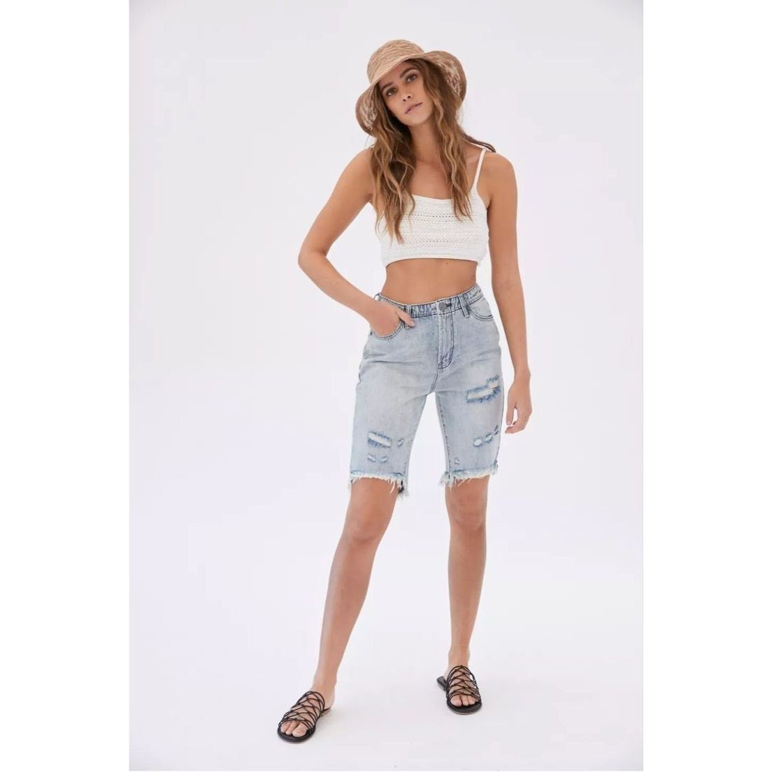 Urban Outfitters NWT UO x ONE TEASPOON SALTY DOG CUTOFF TRUCKERS $112 SIZE 26 Size 26" / US 2 / IT 38 - 3 Thumbnail