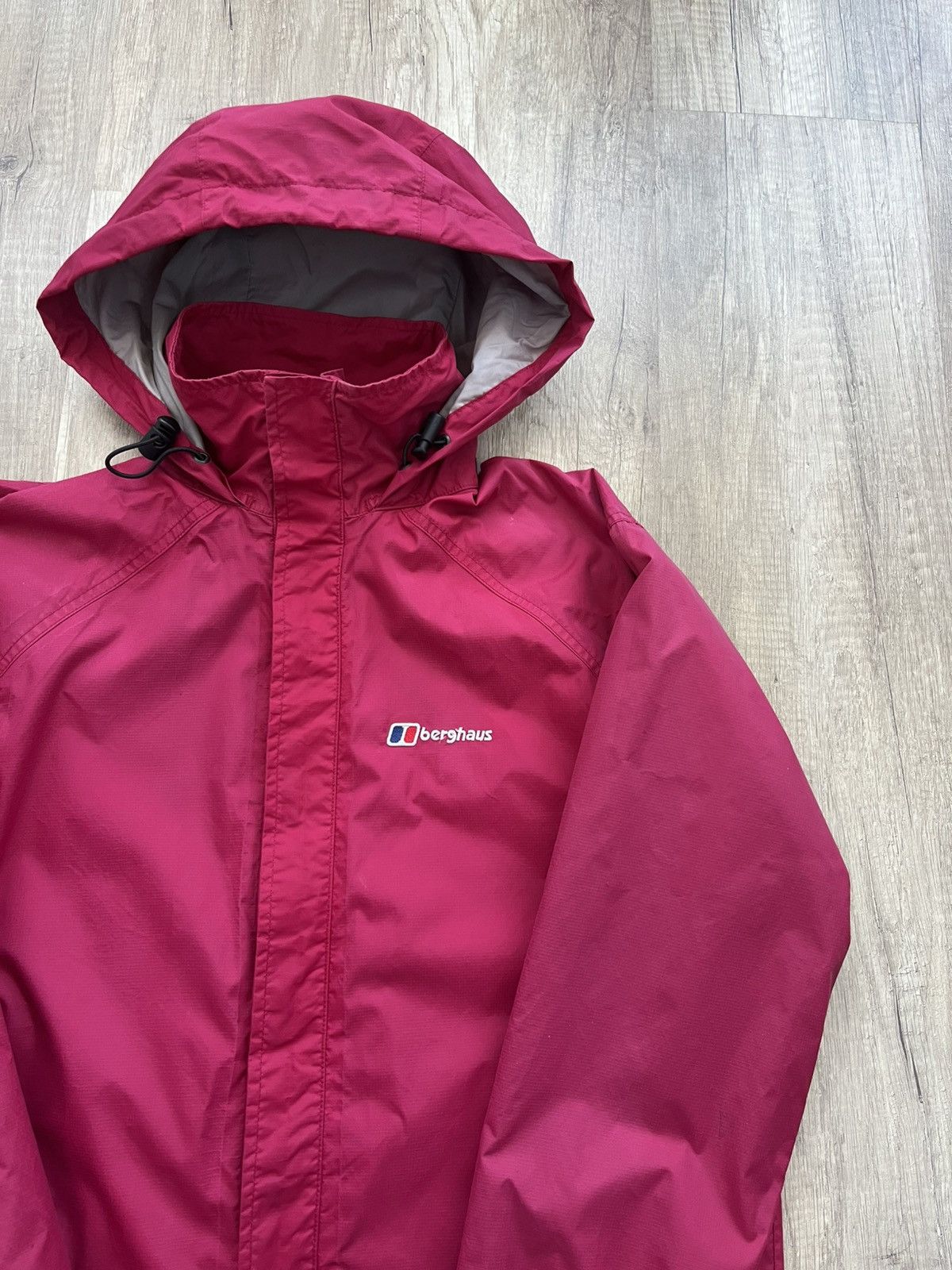 Berghaus Berghaus Aquafoil Waterproof Jacket – Size 8 (Women’s) Size S / US 4 / IT 40 - 2 Thumbnail