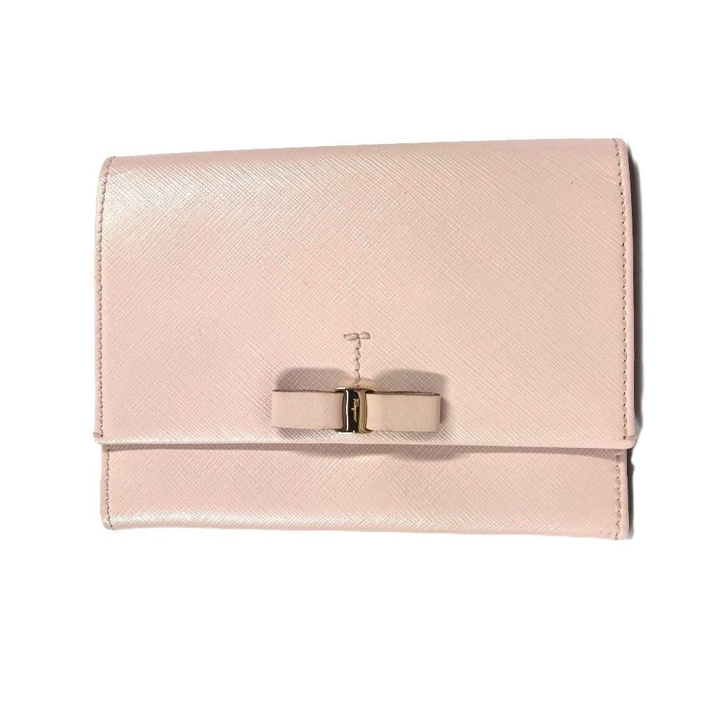 Salvatore Ferragamo Salvatore Ferragamo With Straps Vara (Each Of The Four Hindu Castes) Ribbon Li-Bon Pouch Flap Clutch Bag Leather Women Pink Size ONE SIZE - 1 Thumbnail