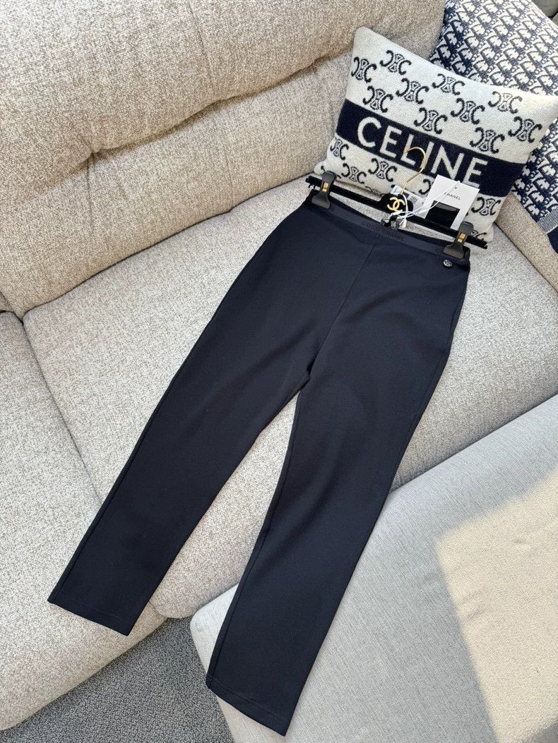 Chanel Chanel Slim-fit leggings, trousers and short pants Size 25" / US 0 / IT 36 - 2 Thumbnail