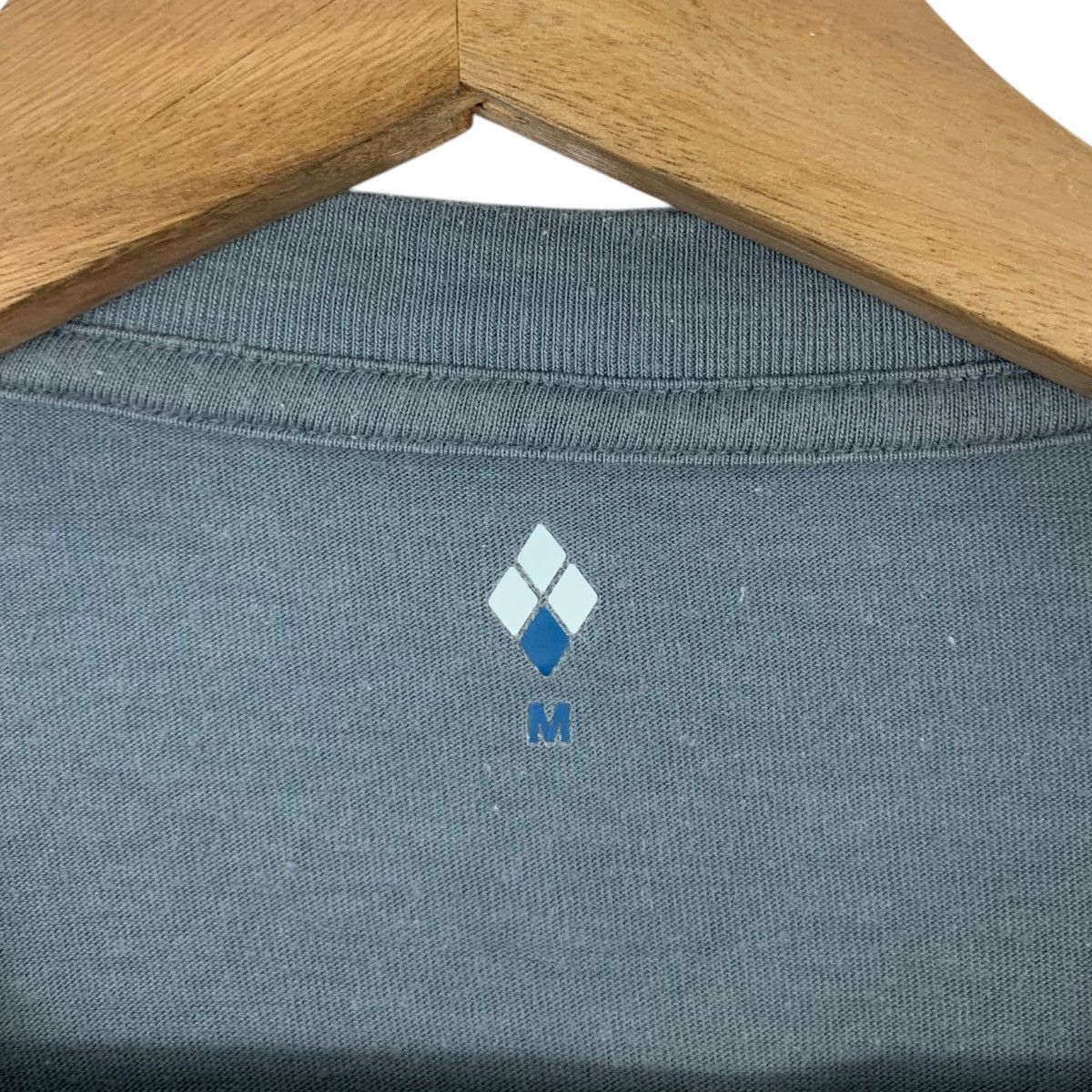 Montbell Vintage MONTBELL JAPAN OUTDOOR Embossed Logo Tee Shirt Size US M / EU 48-50 / 2 - 5 Thumbnail