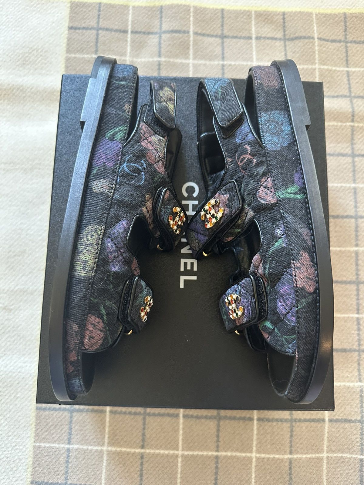 Chanel Chanel 21A black denim printed Dad sandals size 37.5 Size US 7.5 / IT 37.5 - 4 Thumbnail
