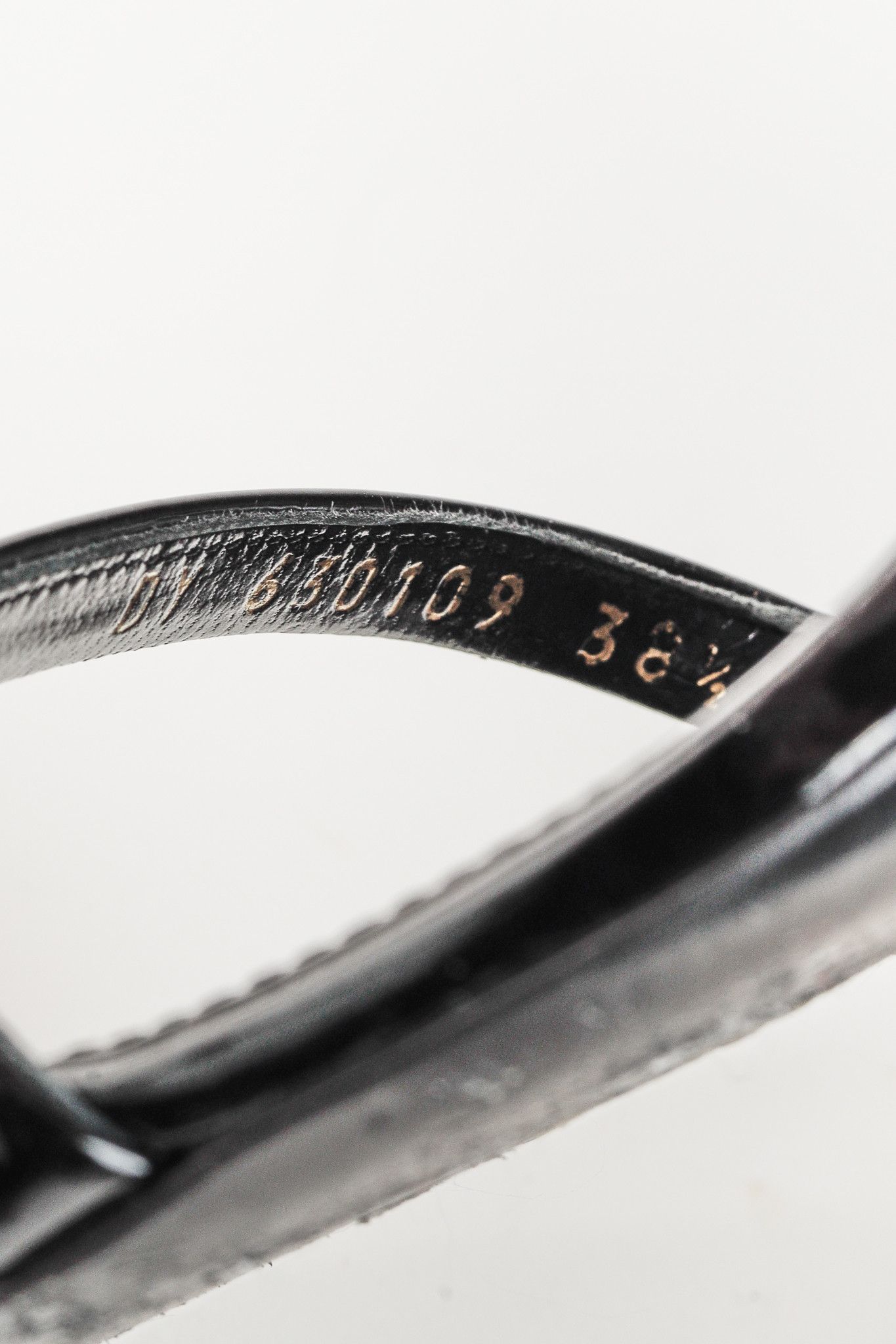 Saint Laurent Paris Saint Laurent Cassandra Sandal in Black Patent Leather Size US 8 / IT 38 - 11 Thumbnail