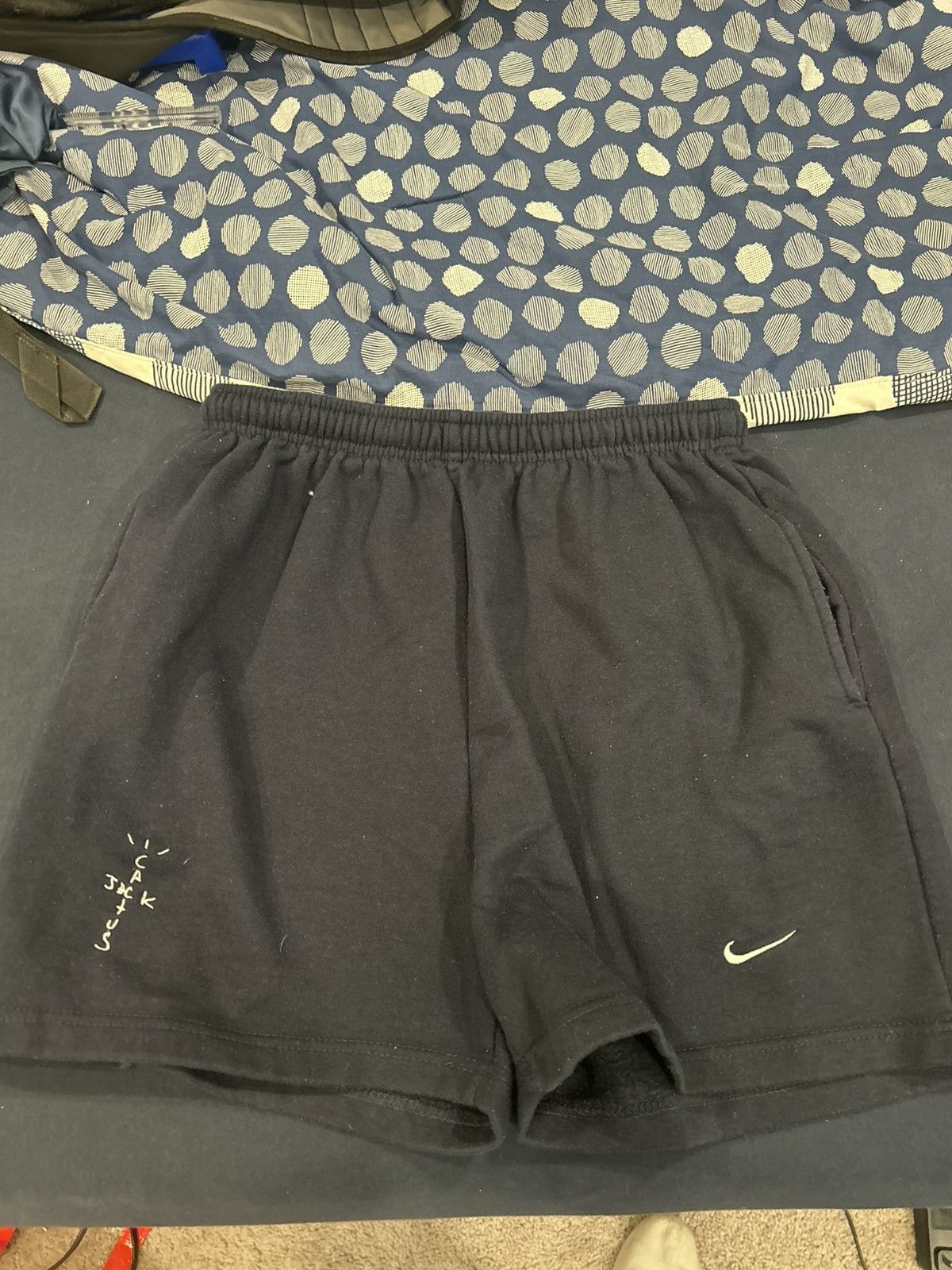 Nike Nike shorts Cactus Jack custom special MEDIUM Size US 33 - 1 Thumbnail