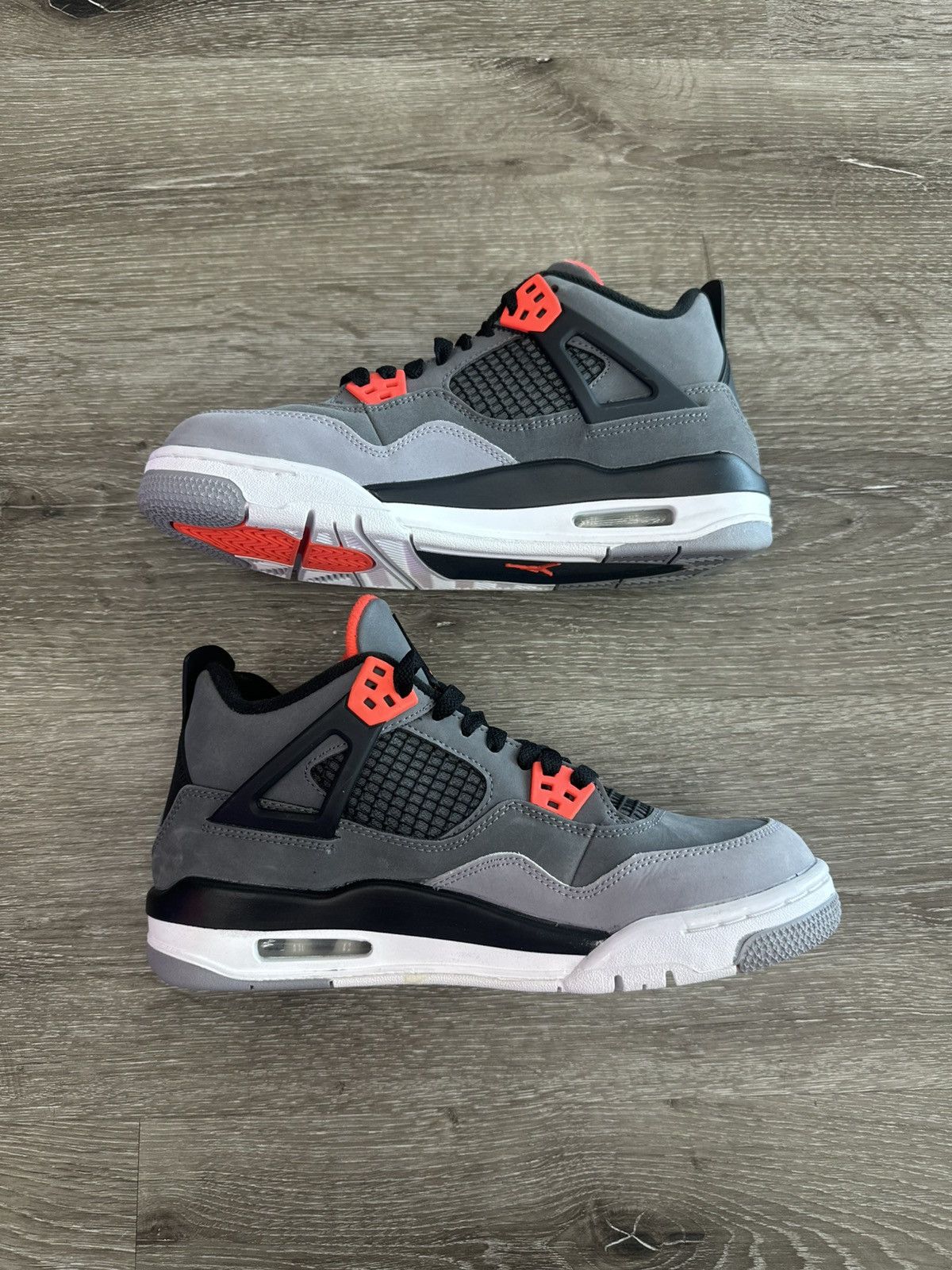 Jordan Brand Air Jordan 4 Retro "Infrared" (GS) **PRE-OWNED** Size US 7 / EU 40 - 2 Thumbnail