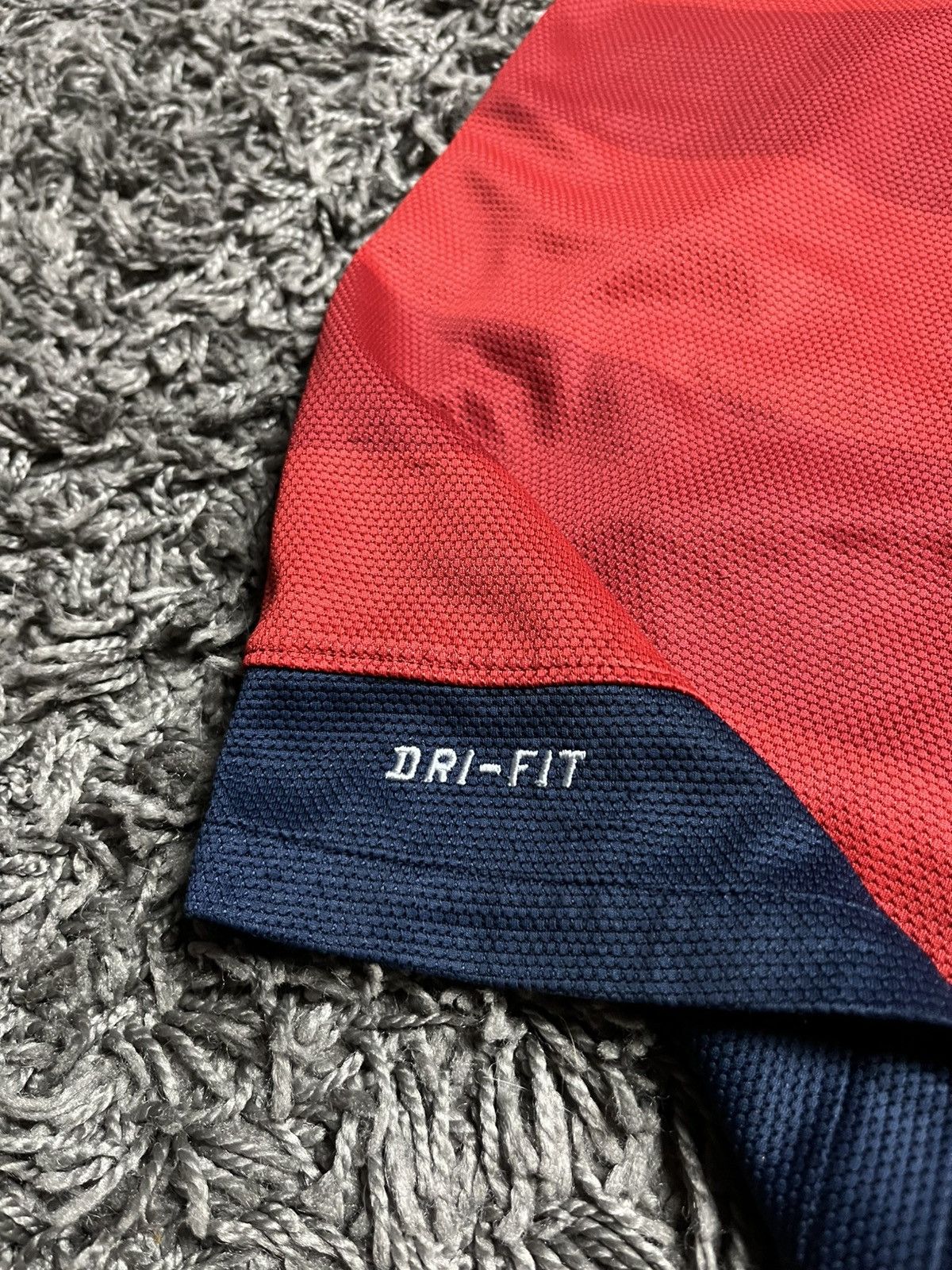 Nike NIKE PARIS SAINT-GERMAIN 2012/13 SOCCER AWAY FOOTBALL JERSEY Size US M / EU 48-50 / 2 - 6 Thumbnail