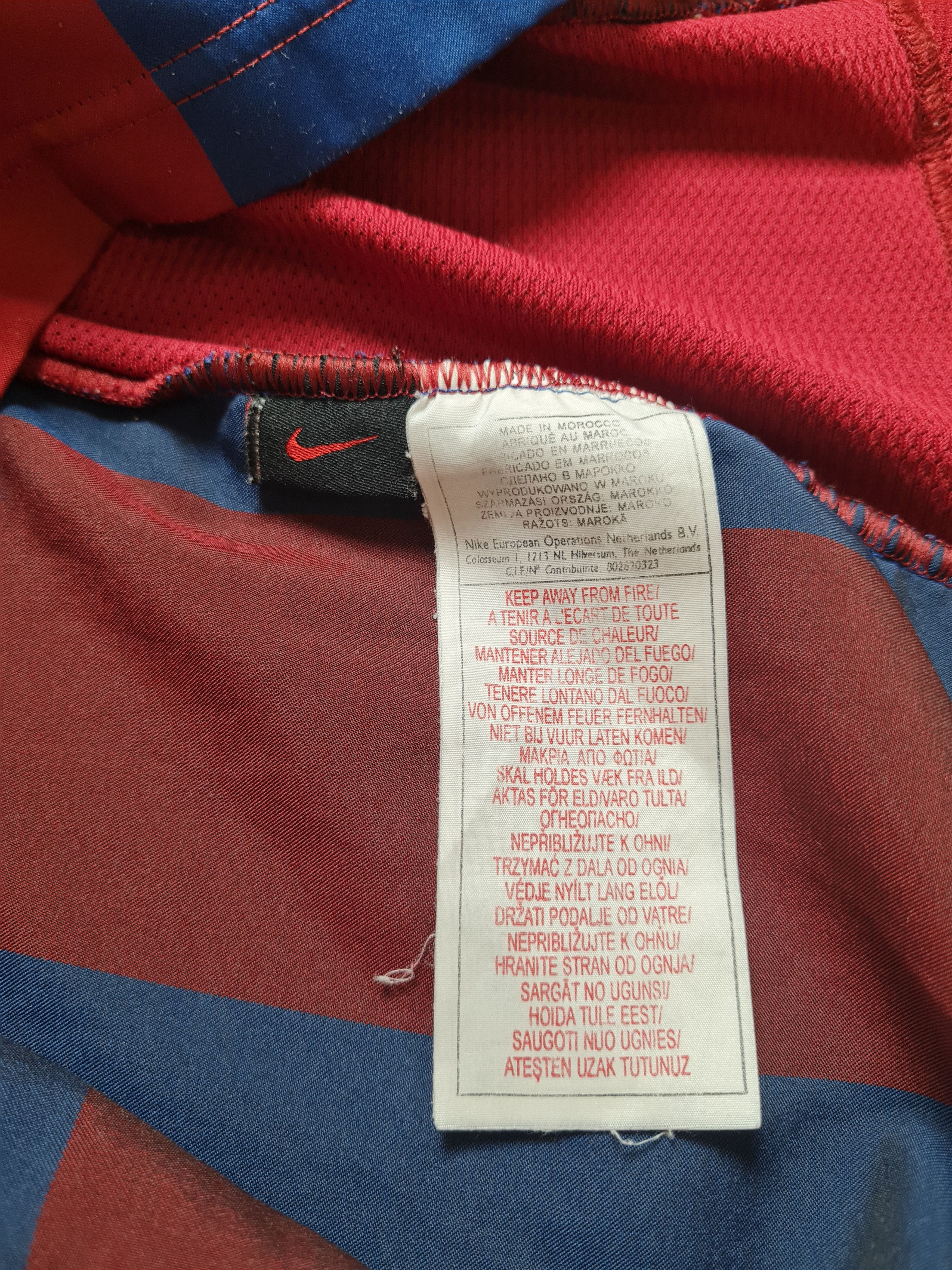 Nike Jersey Barcelona Home football shirt 2004/2005 Soccer Nike Size US XXS / EU 40 - 9 Thumbnail