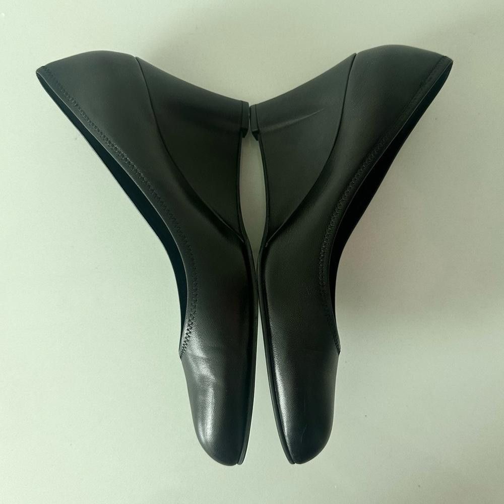 Salvatore Ferragamo Salvatore Ferragamo Fondente Black Wedge Pumps Leather 8.5 Size US 8.5 / IT 38.5 - 11 Thumbnail