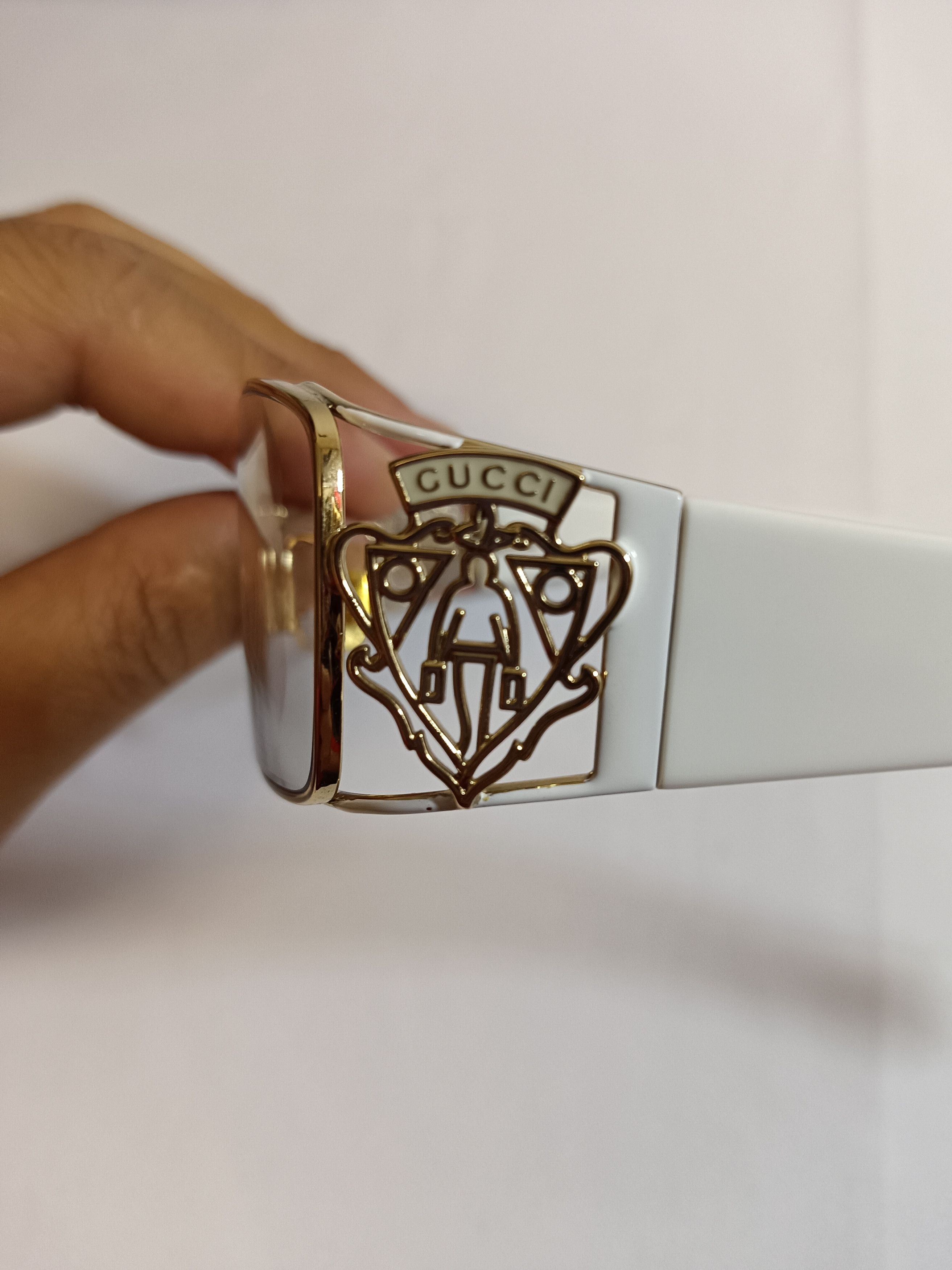 Gucci Vintage Y2K Gucci Gold & White Glasses Trompe L’oeil Size ONE SIZE - 3 Thumbnail