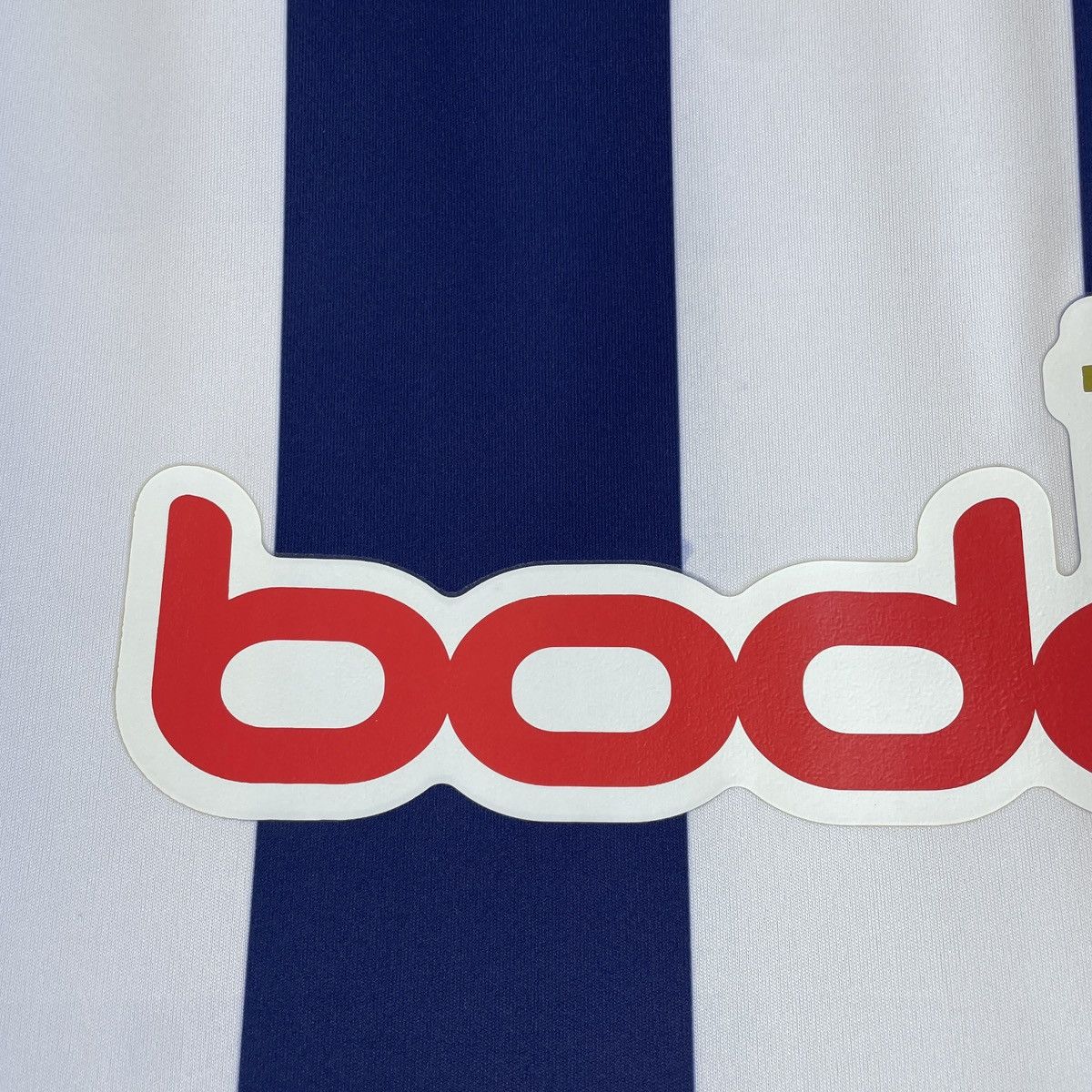 Adidas West Bromwich Home Adidas Jersey Shirt 2011/2012 size L Size US L / EU 52-54 / 3 - 4 Thumbnail