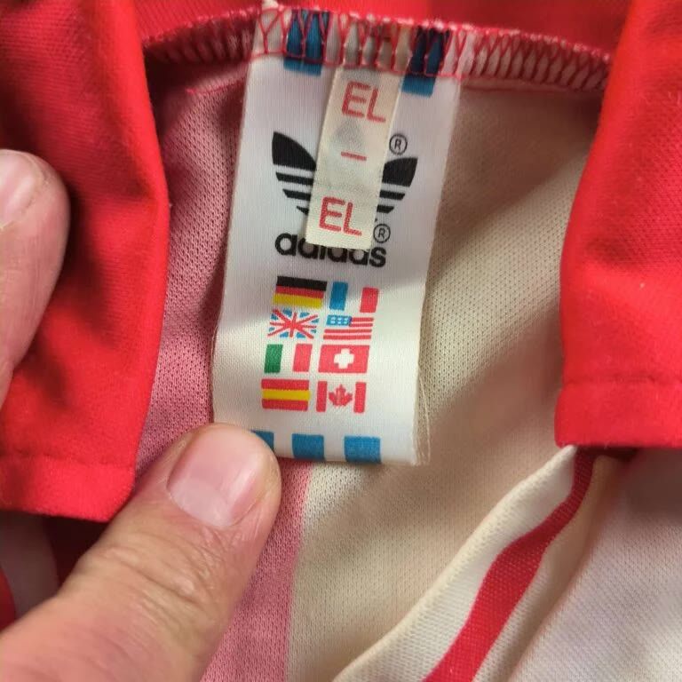 Adidas Feyenoord 1991-94 Adidas home football jersey size L Size US L / EU 52-54 / 3 - 5 Thumbnail