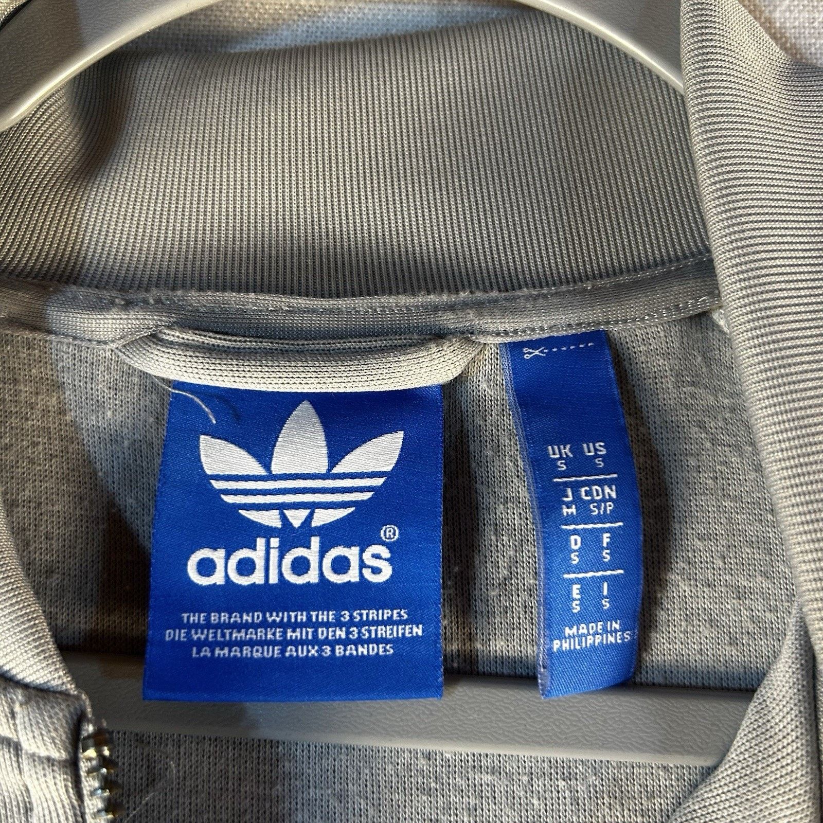 Adidas ADIDAS Size S Men’s Gray Front Pocket Sweatshirt Zip Up Size US S / EU 44-46 / 1 - 3 Thumbnail