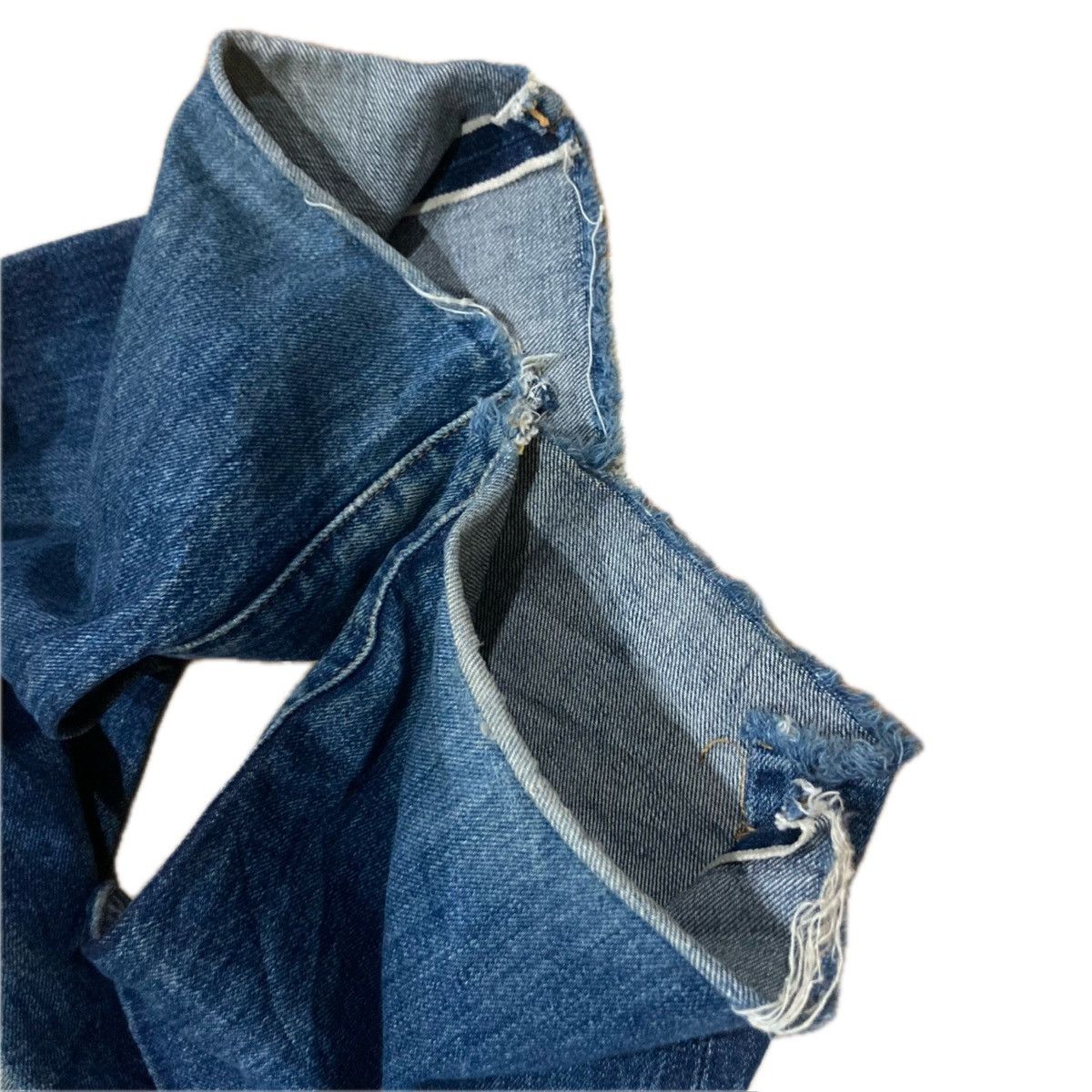 VINTAGE 30x34 LEVI’S BIG E 501XX SELVEDGE DISTRESSED JEANS