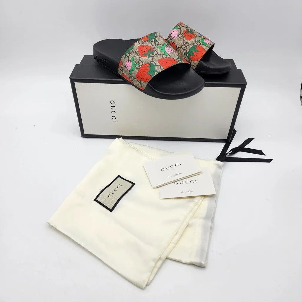 Gucci Strawberry Slides 35 Size US 5 / IT 35 - 7 Thumbnail