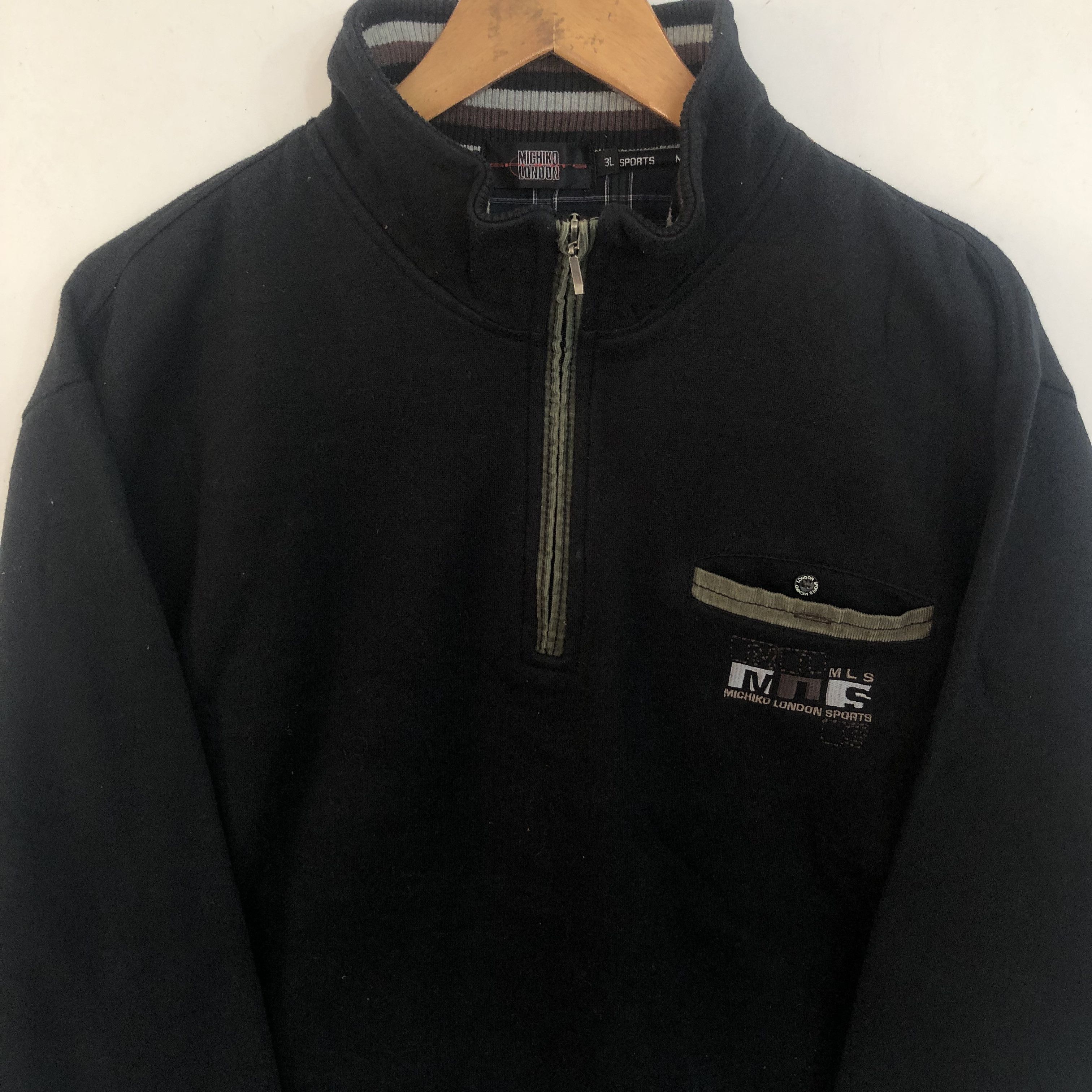 Michiko Koshino London Vintage Michiko London Jumper Half Zip Sweatshirt Size US XL / EU 56 / 4 - 3 Thumbnail