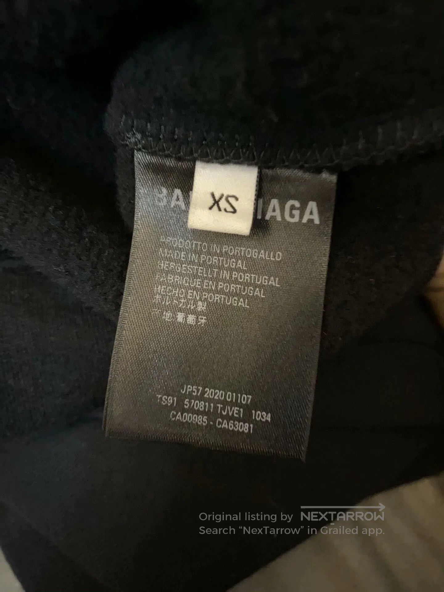 Balenciaga balenciaga embroidered football sweatshirt in black. Size US XS / EU 42 / 0 - 5 Thumbnail