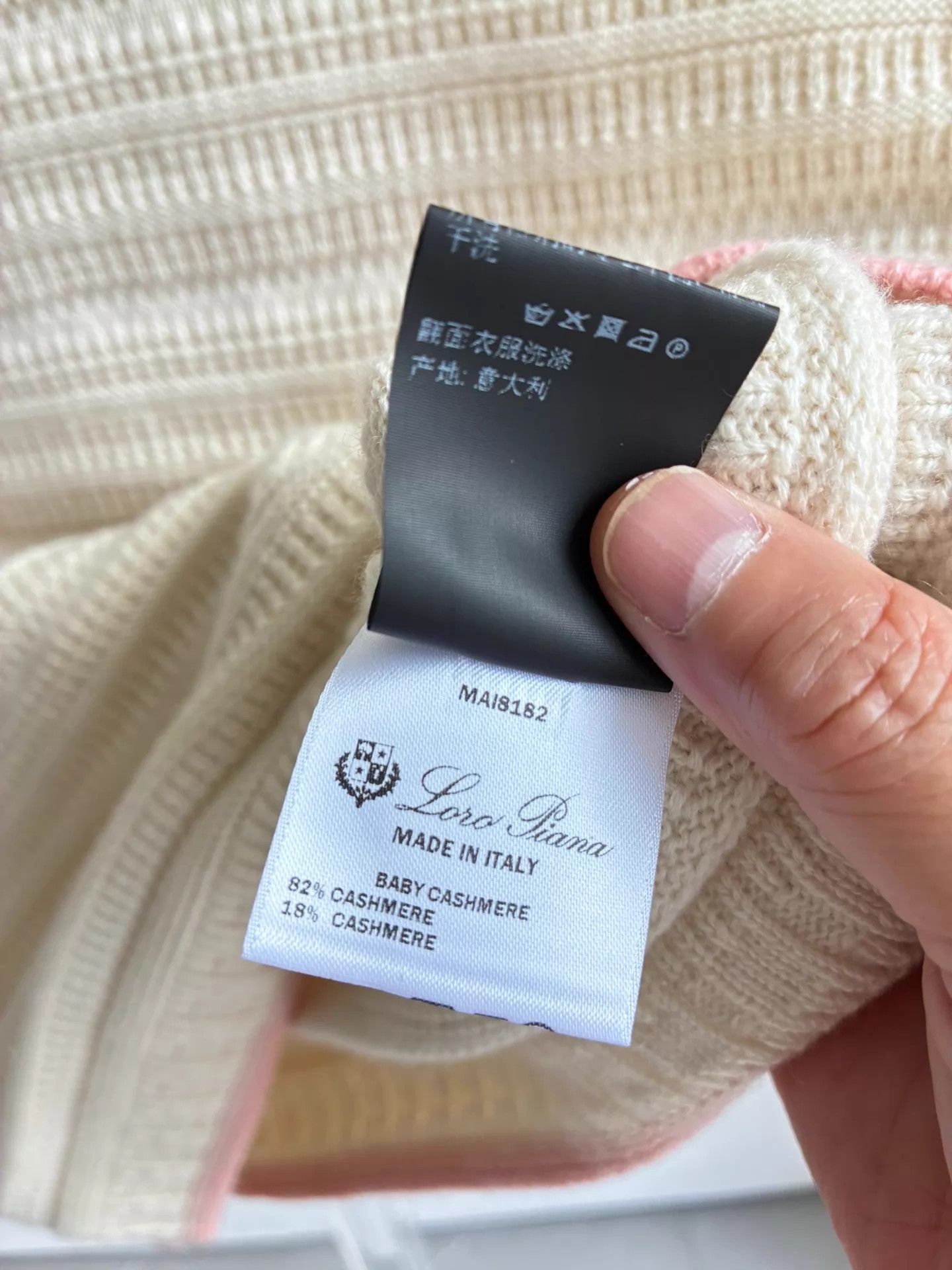 Loro Piana Loro Piana cashmere knit cream pink trim FR38 tee Size S / US 4 / IT 40 - 6 Thumbnail