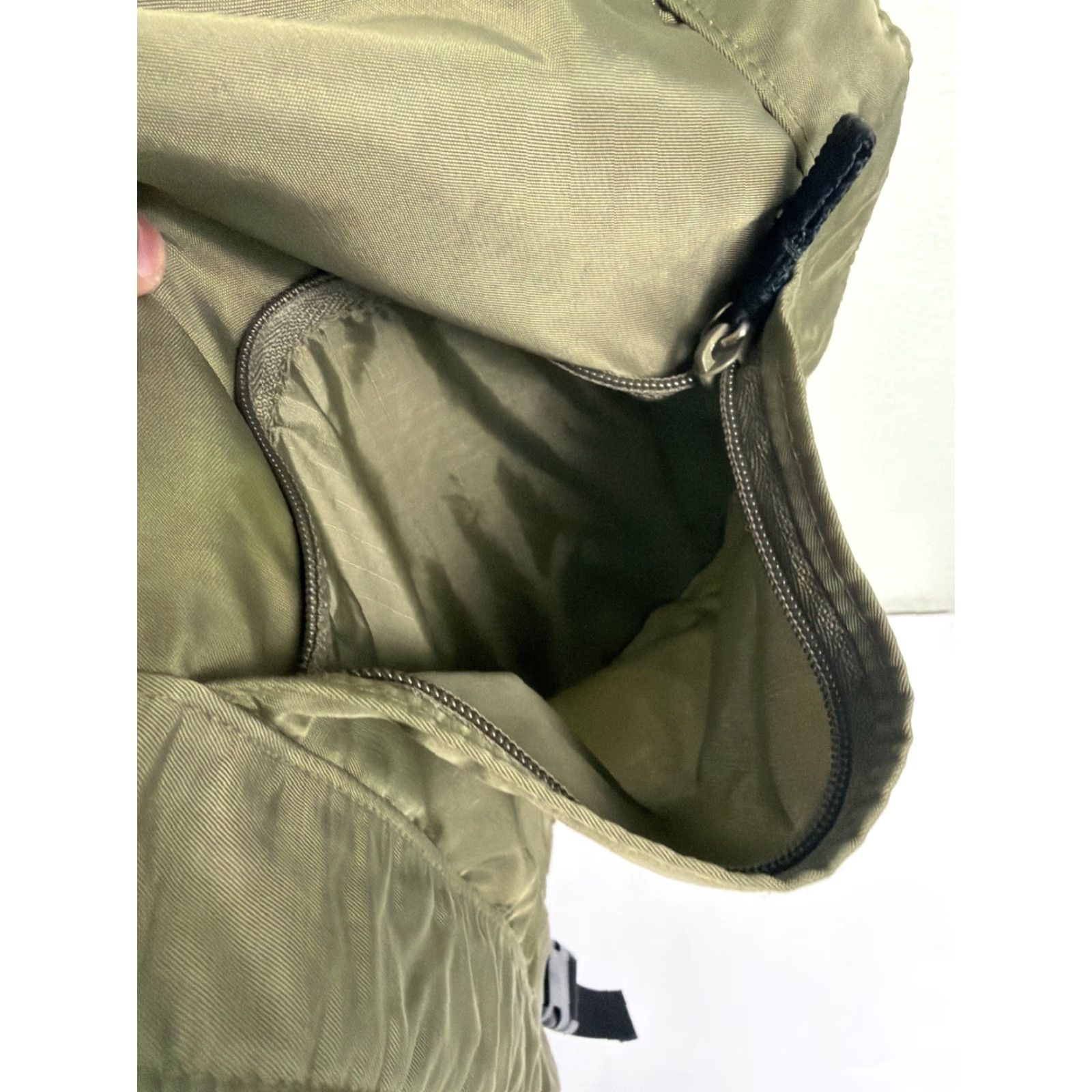 J Brand Toppers Army Green Polyester Sling Bag Messenger Bag Hook Loop Men 13x11x5 Size ONE SIZE - 7 Thumbnail