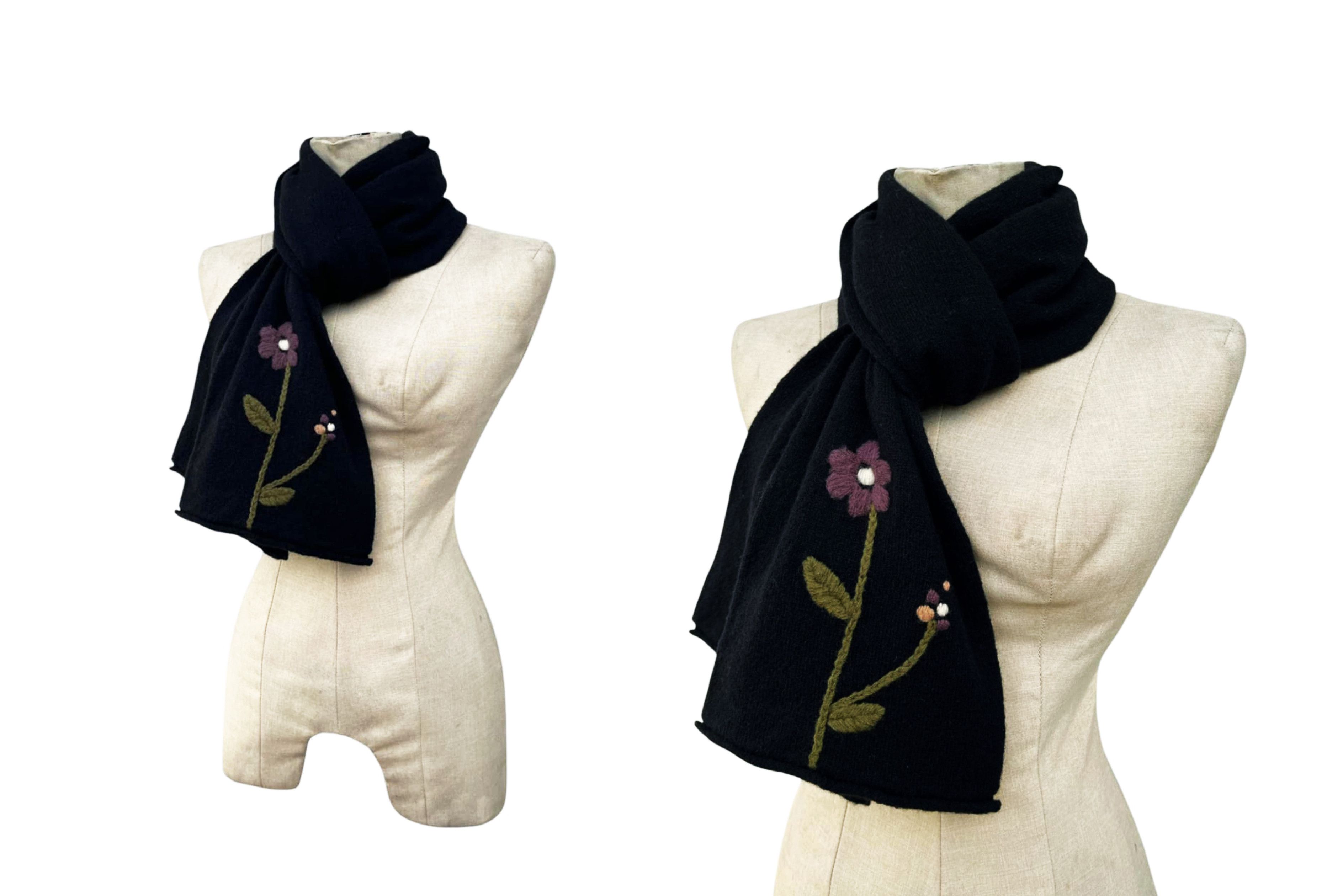 Vintage "Jocomomola" wool long scarf with florals hand embroidery Size ONE SIZE - 5 Thumbnail