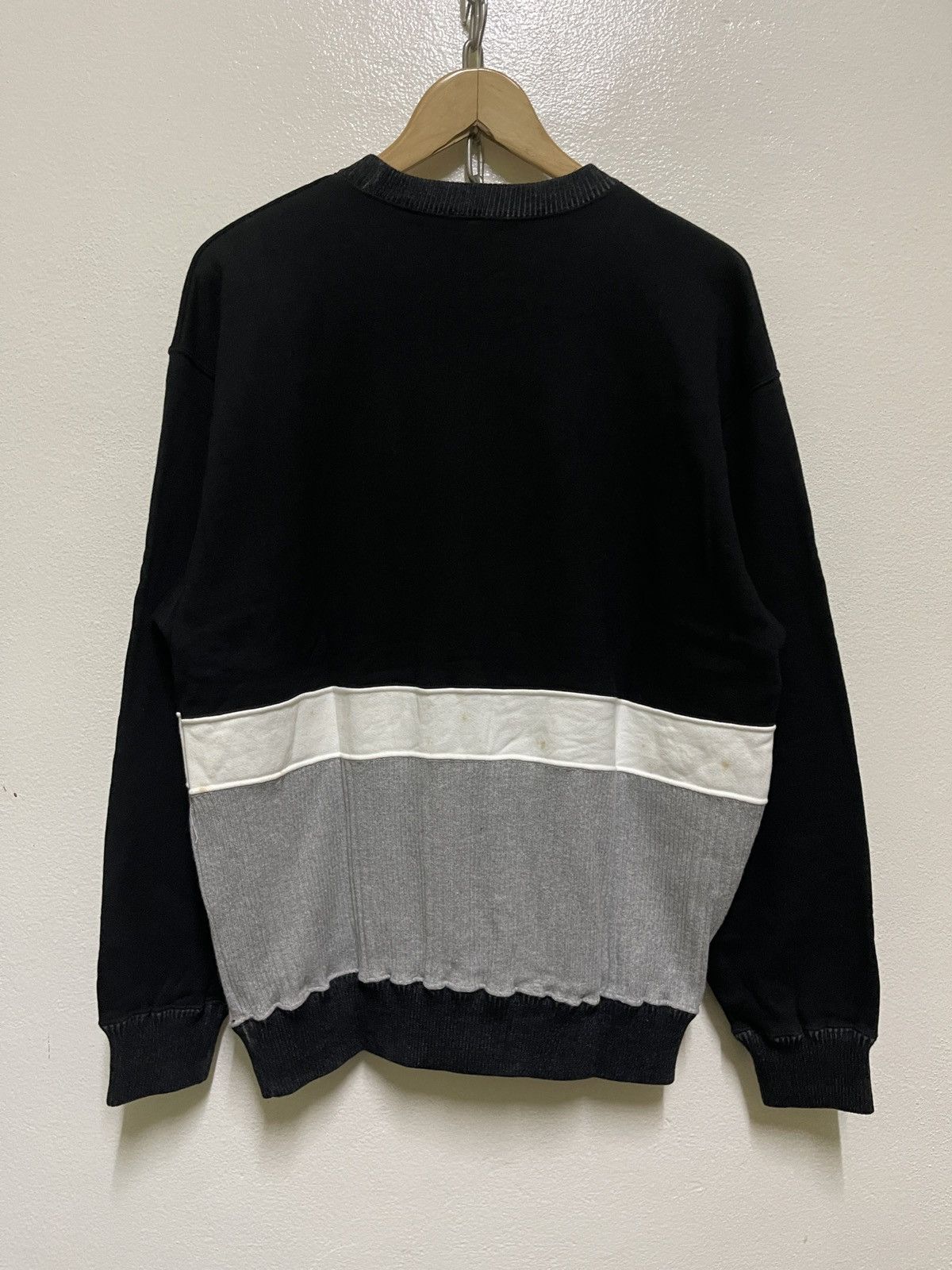 Japanese Brand Ficce Yoshiyuki Konishi Sweatshirt Rare Design Size US L / EU 52-54 / 3 - 10 Thumbnail