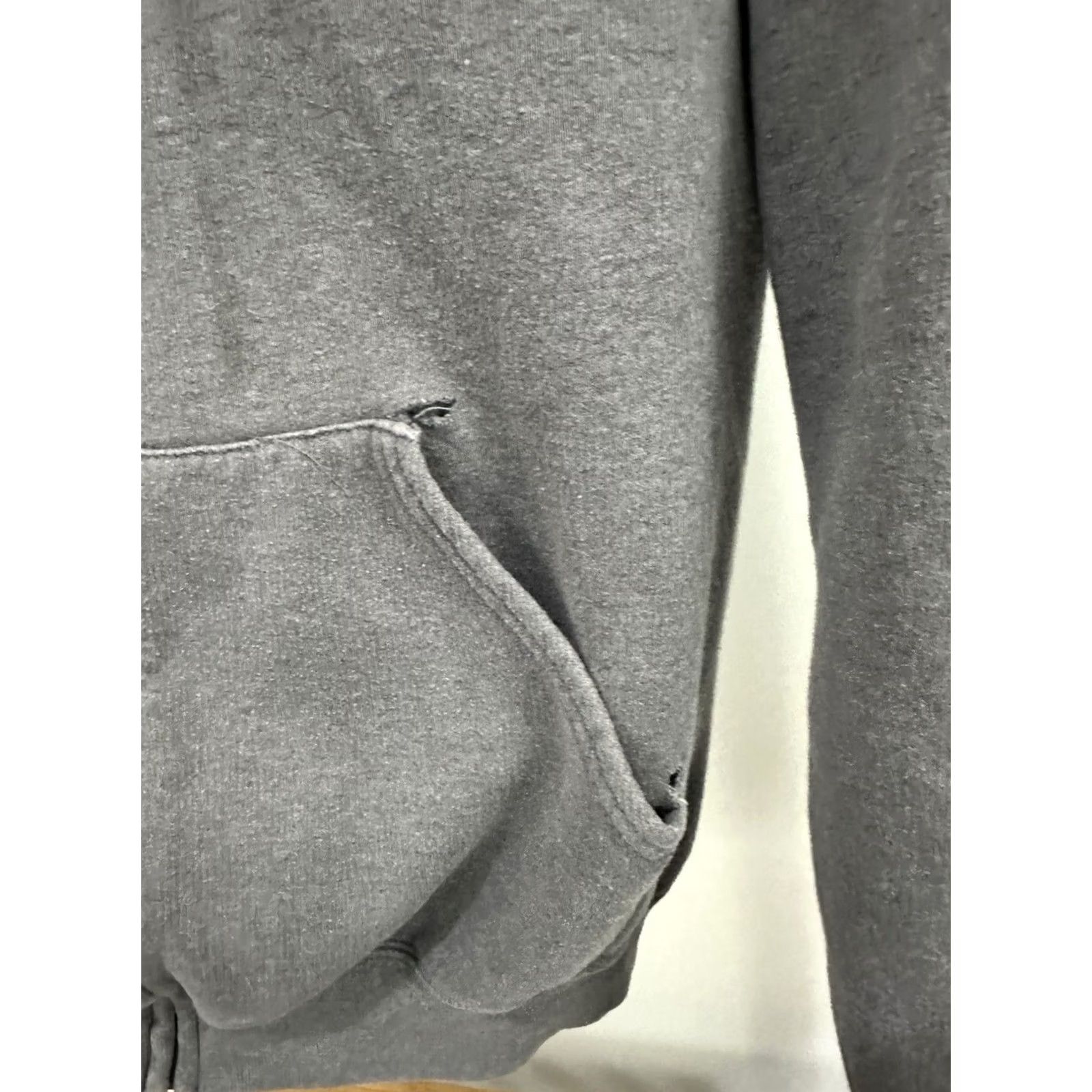 Fruit Of The Loom VTG FOTL Faded Gray Work WIP Full Zip Hoodie Sweatshirt Size M Men Gray/Medium Full Zip Grunge Workwear Distressed 90s? Size US M / EU 48-50 / 2 - 7 Thumbnail