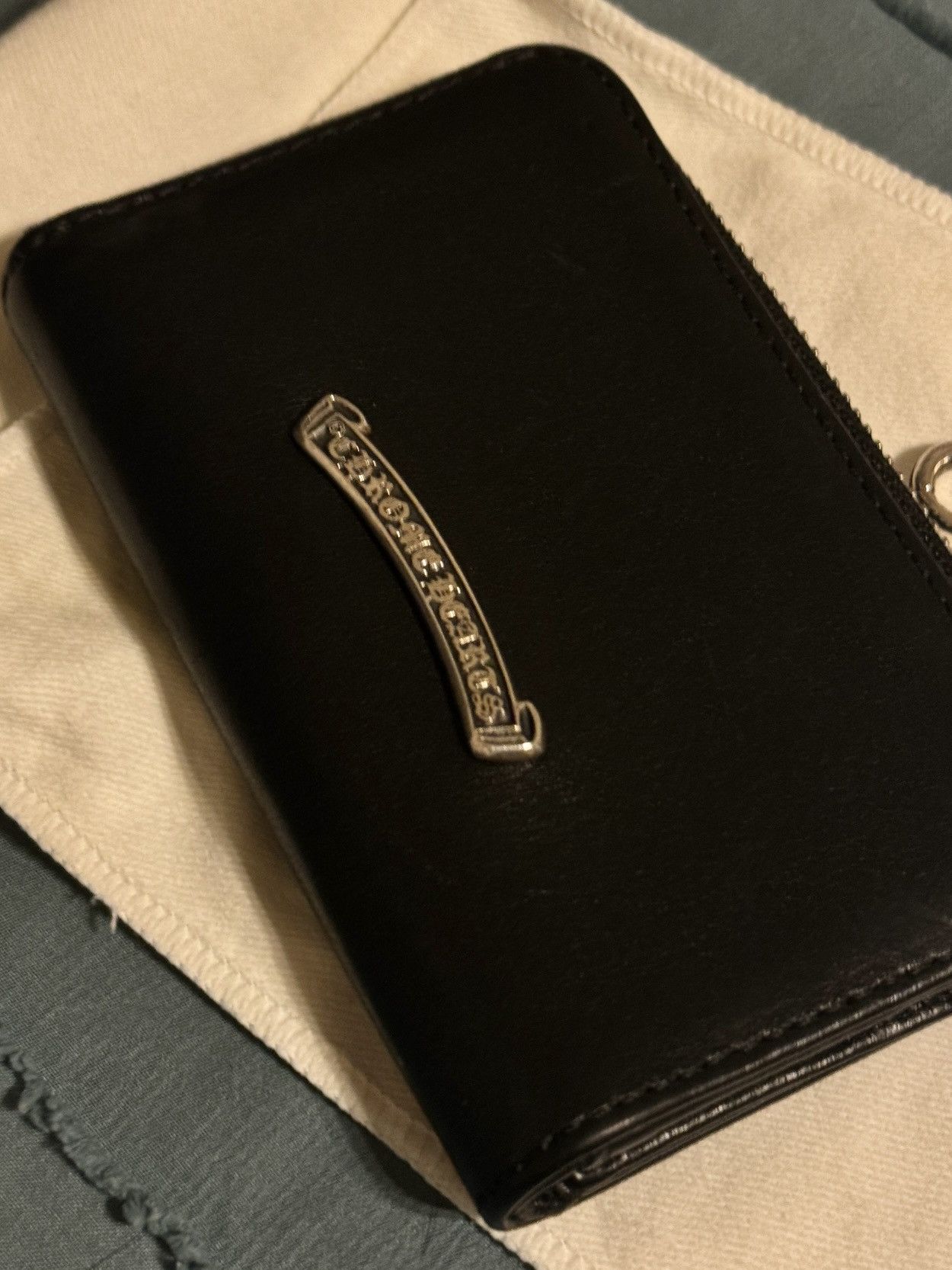 Chrome hearts wallet with chain