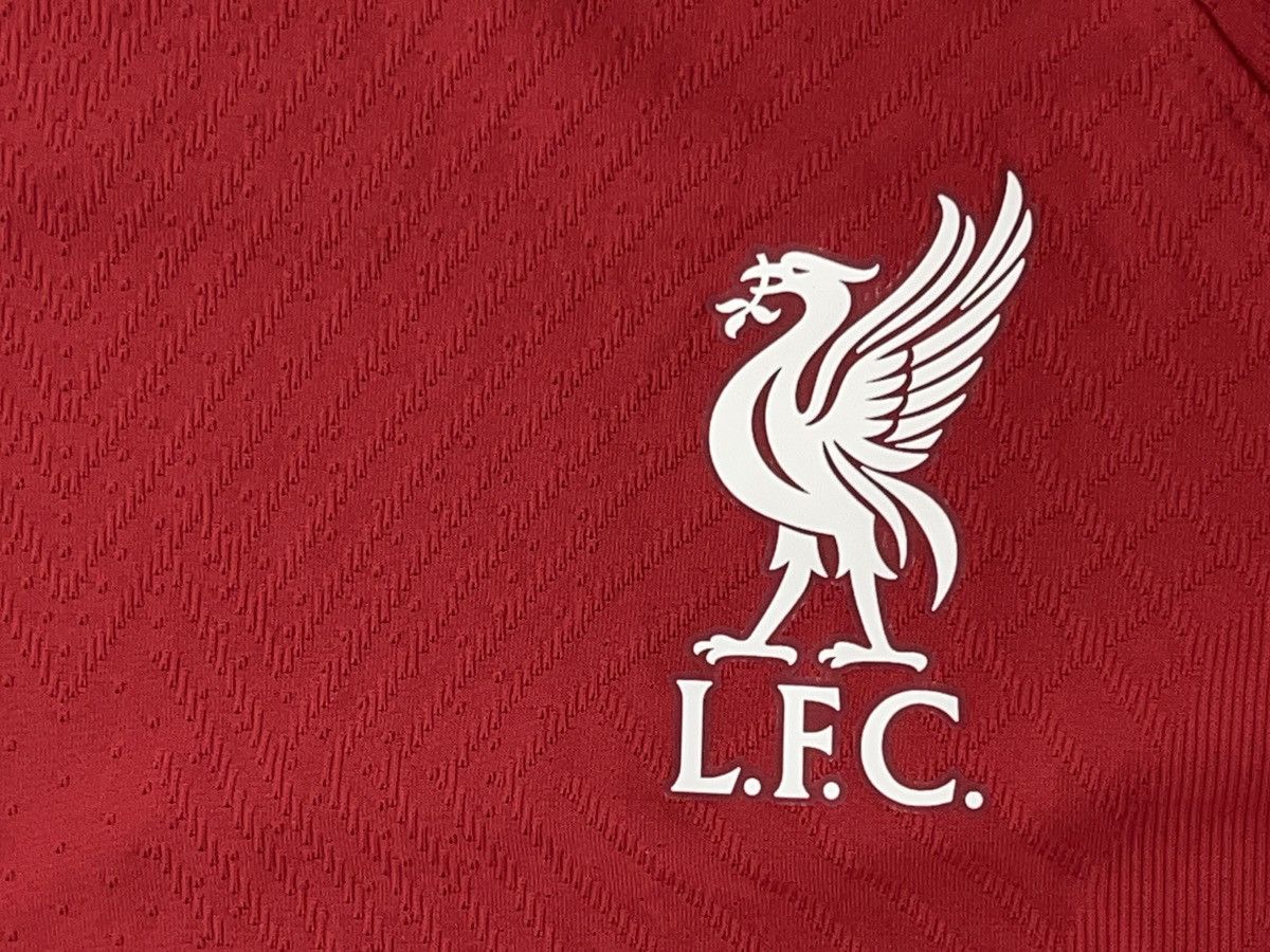 Nike Nike Liverpool Home Jersey player issue 22/23 M Size US M / EU 48-50 / 2 - 4 Thumbnail