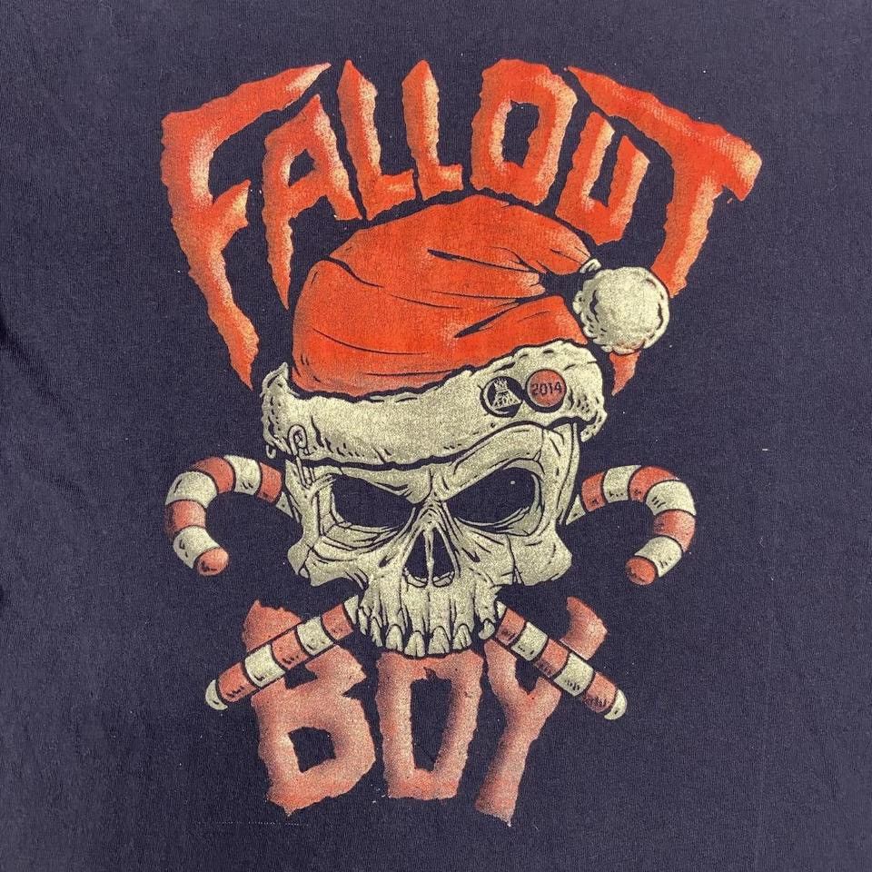 Vintage Vintage Fallout Boy 2014 Shirt Size US XL / EU 56 / 4 - 4 Thumbnail