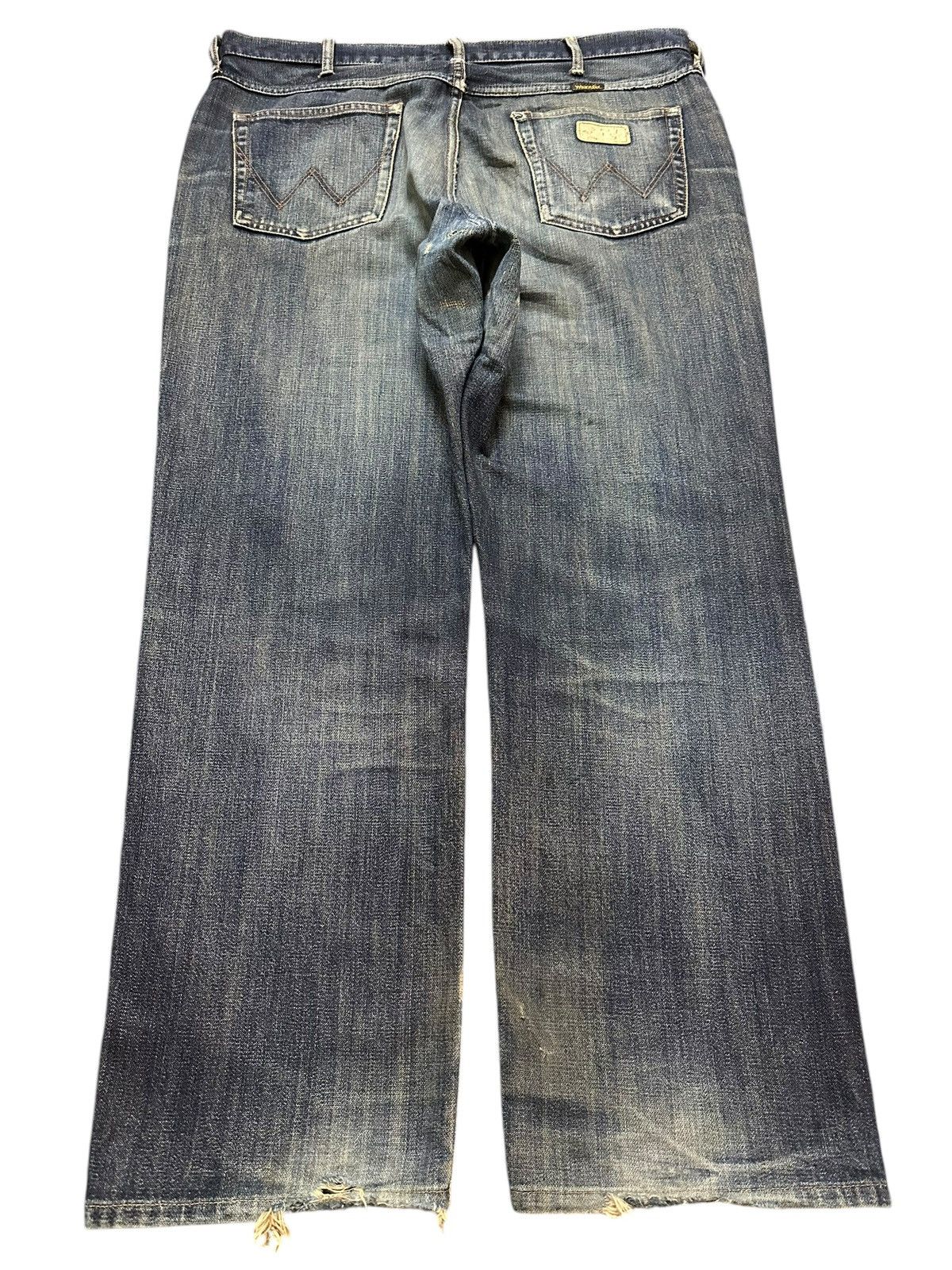 Wrangler Vintage Wrangler Blue Faded Wash Style Loose Jeans Size US 36 / EU 52 - 2 Thumbnail