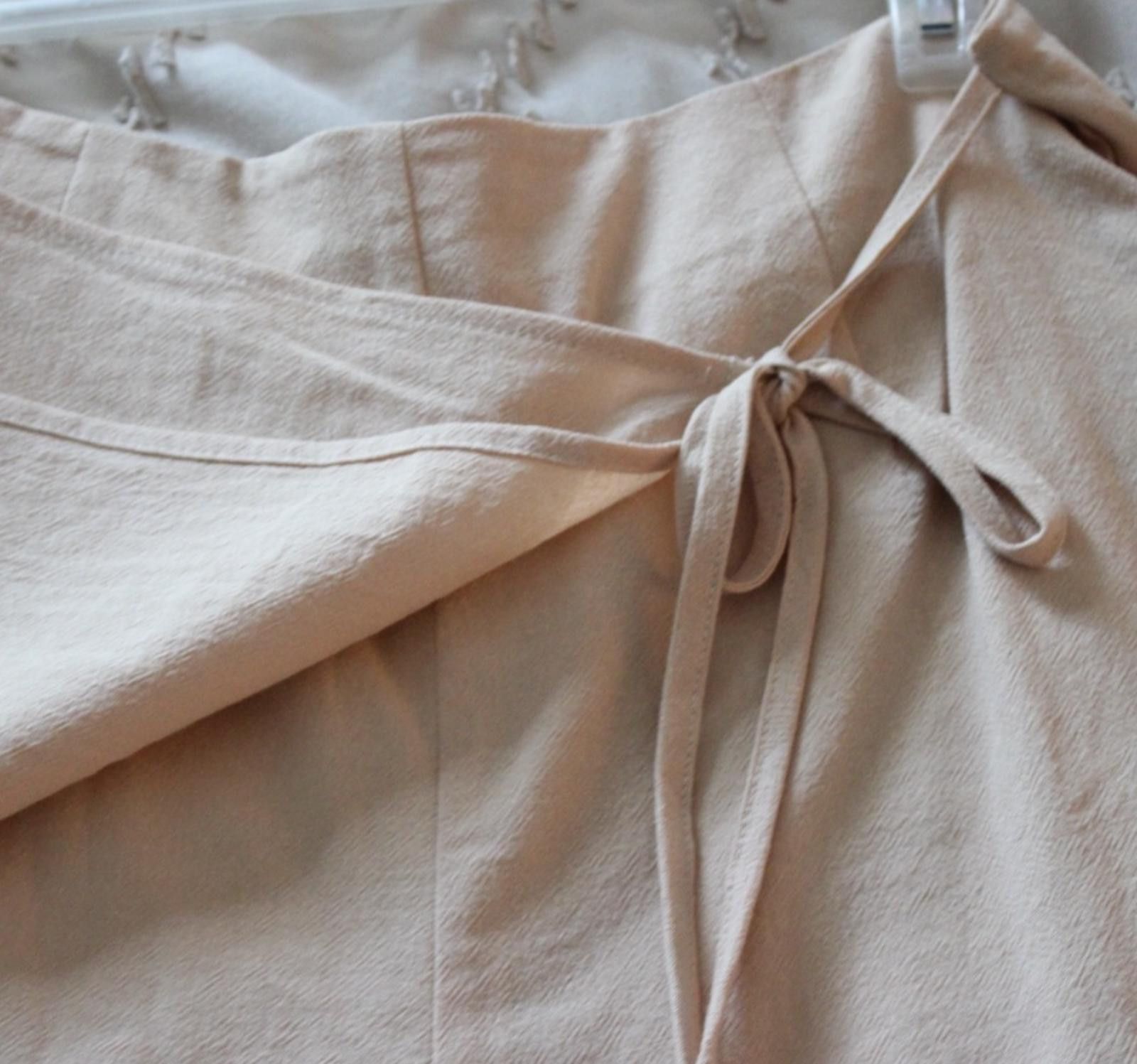 Shein SHEIN Beige Wrap Front Skort with Tie Detail Size Medium Size 32" / US 10 / IT 46 - 3 Thumbnail