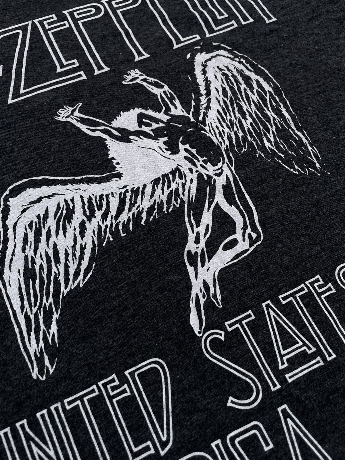 Led Zeppelin 1990s Double Stitch: Led Zeppelin, North American Tour 1977 Size US XL / EU 56 / 4 - 8 Thumbnail