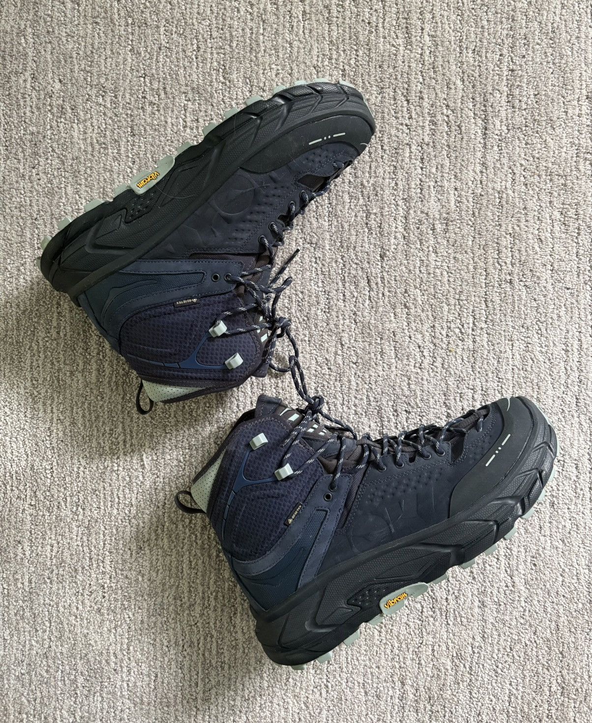Hoka × _J.L-A.L_ Hoka One One Tor Ultra Hi - J.L-A.L_Aurora Size US 10.5 / EU 43-44 - 4 Thumbnail