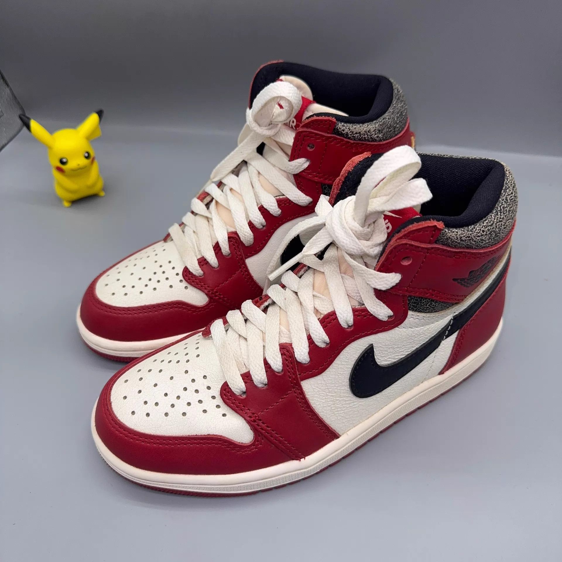 Nike Jordan AJ1 Chicago White Red Size 36 Size US 5.5 / IT 35.5 - 1 Thumbnail