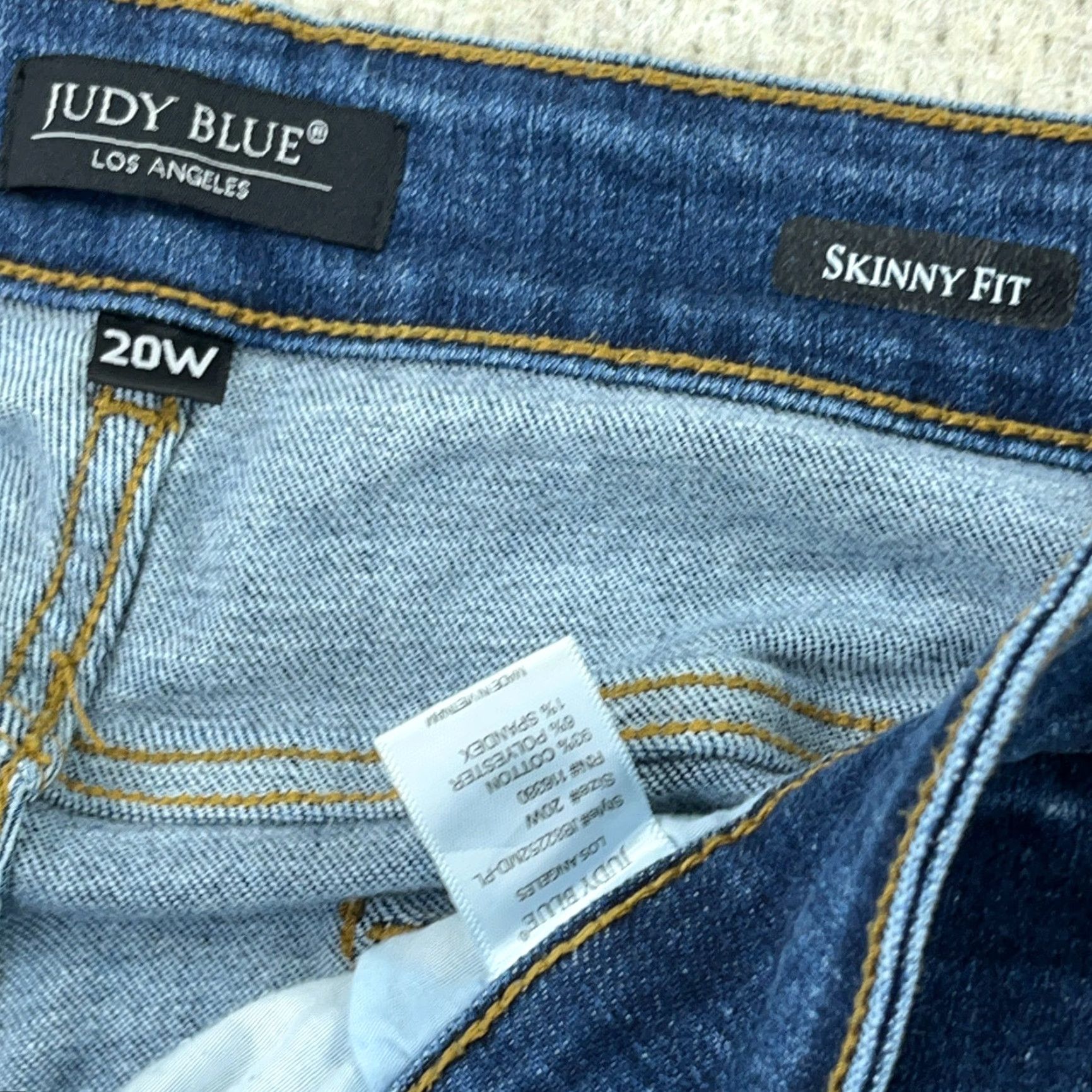 Vintage Judy Blue Jeans Women 20W Skinny Fit Dark Wash Button Zipper 5-Pocket Denim Pants Blue Size 20W Ladies Size 42" / US 20 - 3 Thumbnail