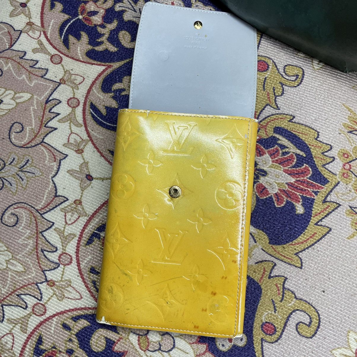 Louis Vuitton Louis Vuitton Vernis Wallet Size ONE SIZE - 3 Thumbnail