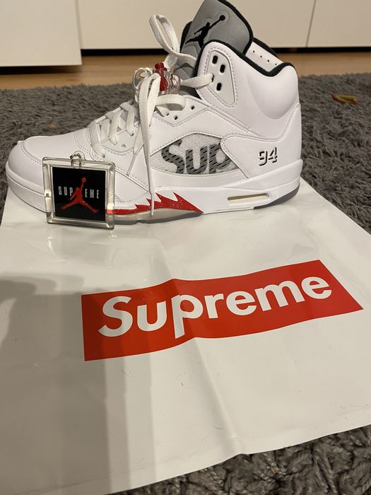 Grailed supreme clearance jordan