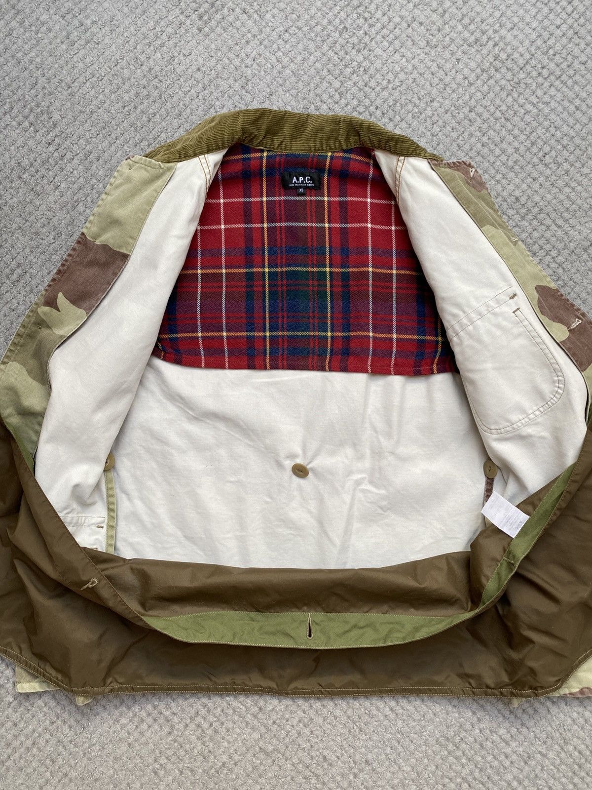 A.P.C. A.P.C. Camouflage Work Coat W/ Corduroy Collar And Flannel Size US XS / EU 42 / 0 - 12 Thumbnail
