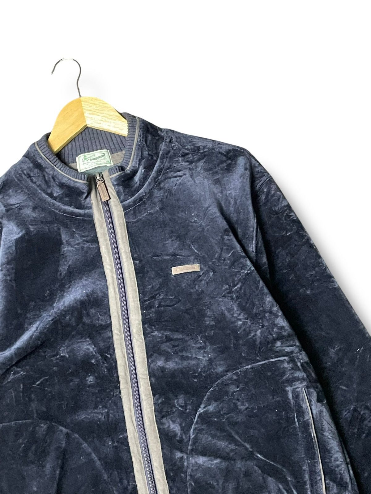 Japanese Brand × Vintage Vintage Crocodile Velvet Zipper Jacket (68) Size US S / EU 44-46 / 1 - 2 Thumbnail