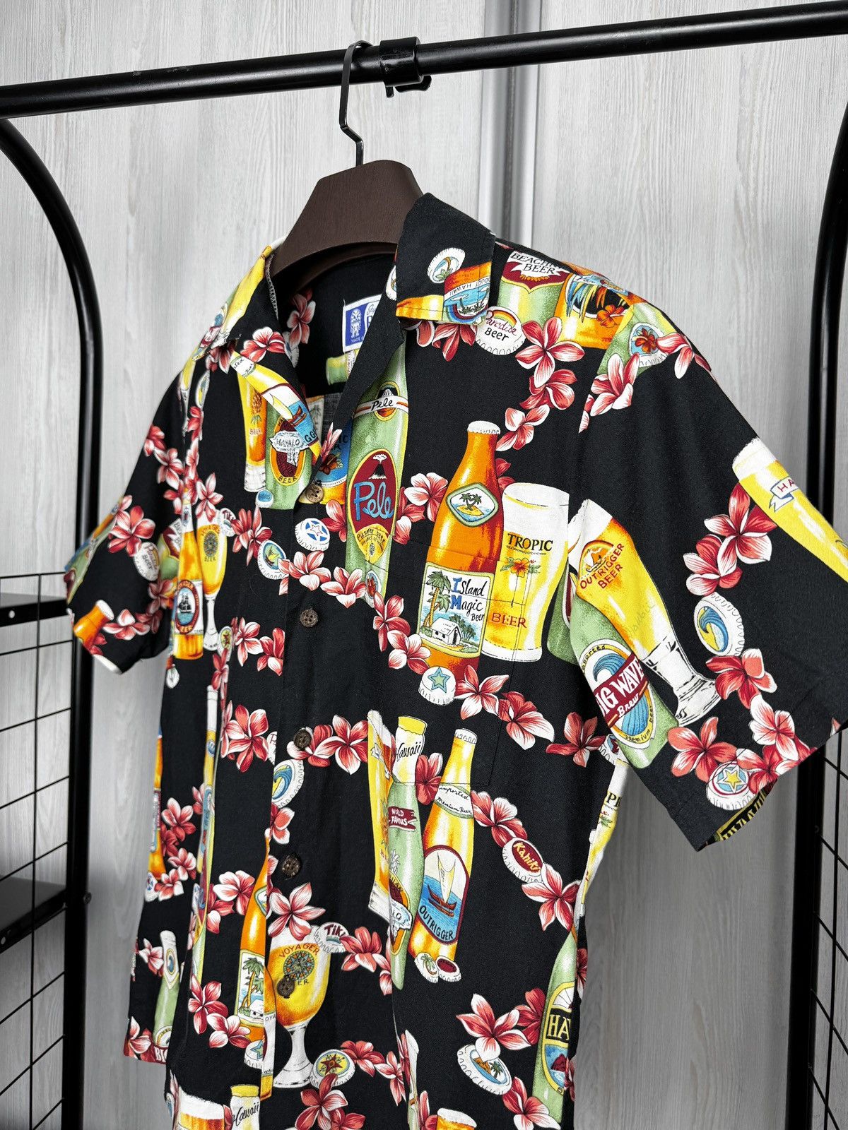 Other RJC Big Wave Pale Ale Beer Men's Hawaiian Shirt size S Size US S / EU 44-46 / 1 - 4 Thumbnail