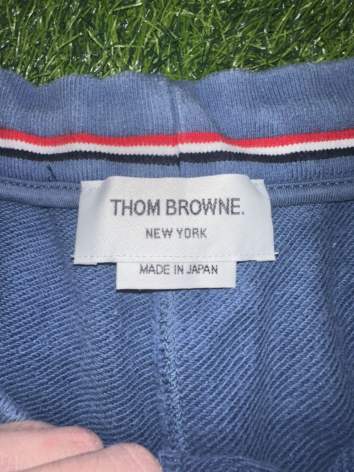Thom Browne Thom Browne Shorts Size 3 Size US 32 / EU 48 - 4 Thumbnail