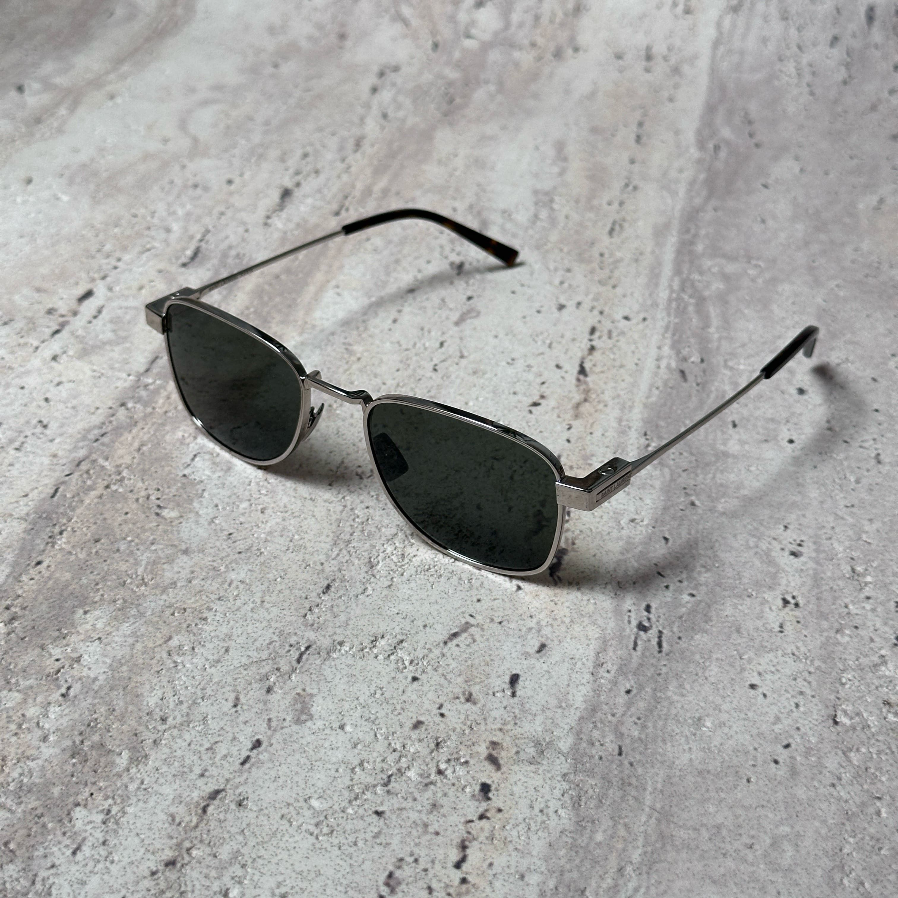 Yves Saint Laurent SAINT LAURENT SL 741 SUNGLASSES Size ONE SIZE - 7 Thumbnail