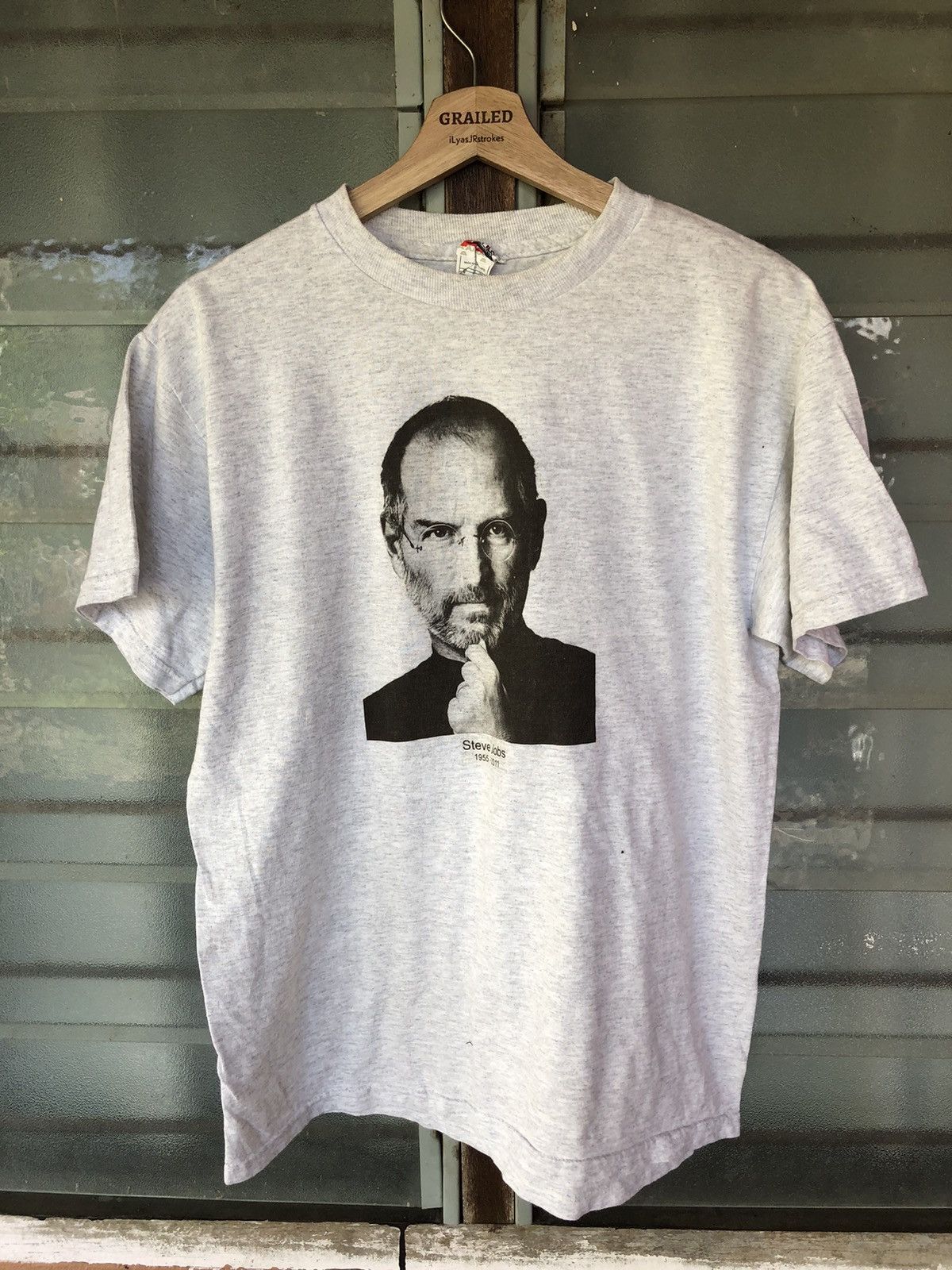 Vintage Vintage Steve Jobs 1955-2011 CEO of Apple Shirt Tee Size US M / EU 48-50 / 2 - 1 Thumbnail