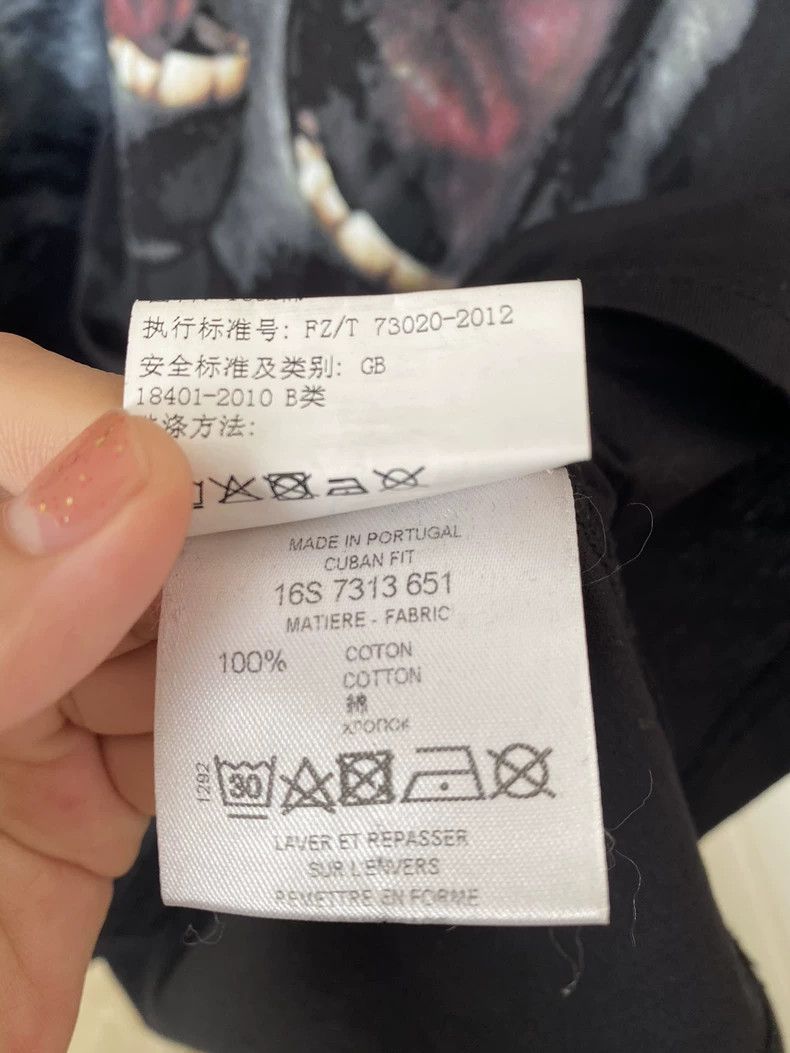 Givenchy Givenchy Ape pattern T-shirt, size S, classic style Size US S / EU 44-46 / 1 - 3 Thumbnail