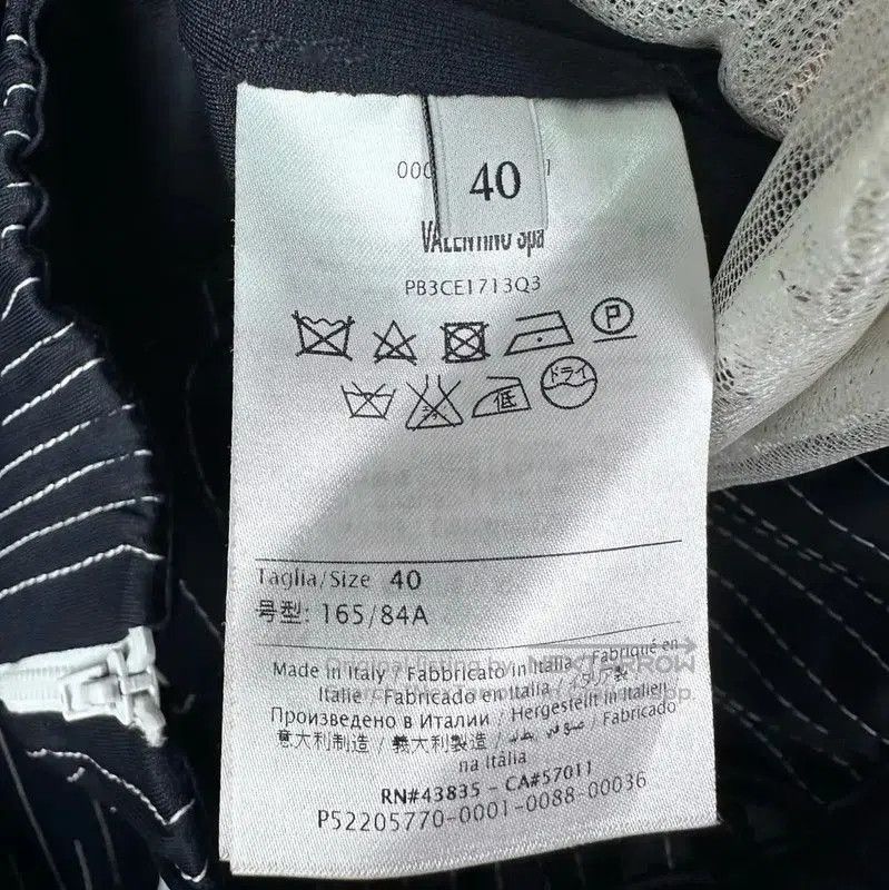 Valentino Valentino Black Cotton Women's Jacket . Size S / US 4 / IT 40 - 7 Thumbnail