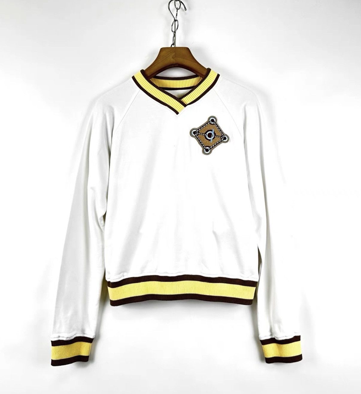 Hermes Hermes V-neck Sweatshirt with Chest Embroidery Logo K12 Size XS / US 0-2 / IT 36-38 - 1 Thumbnail
