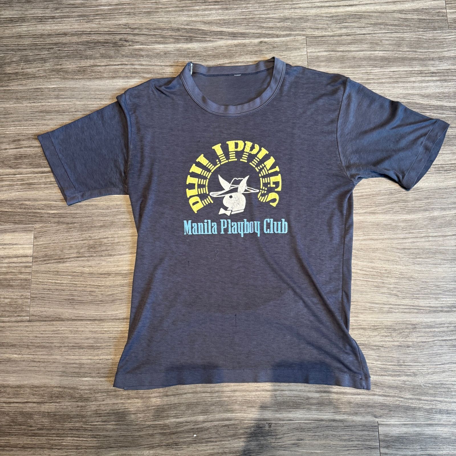 Other 70’s/80’s playboy manila tee Large Size US L / EU 52-54 / 3 - 1 Thumbnail