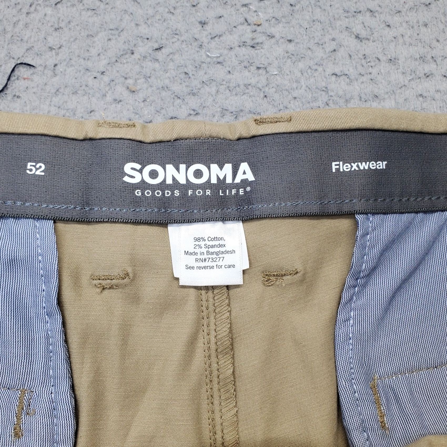 Vintage Sonoma Mens Shorts 52 Tan Flat Front 9" Inseam Flexwear Stretch Waistband Casual Chino Pockets Brethable Easy Care Front Theme Outdoor Mens Size US 36 / EU 52 - 3 Thumbnail
